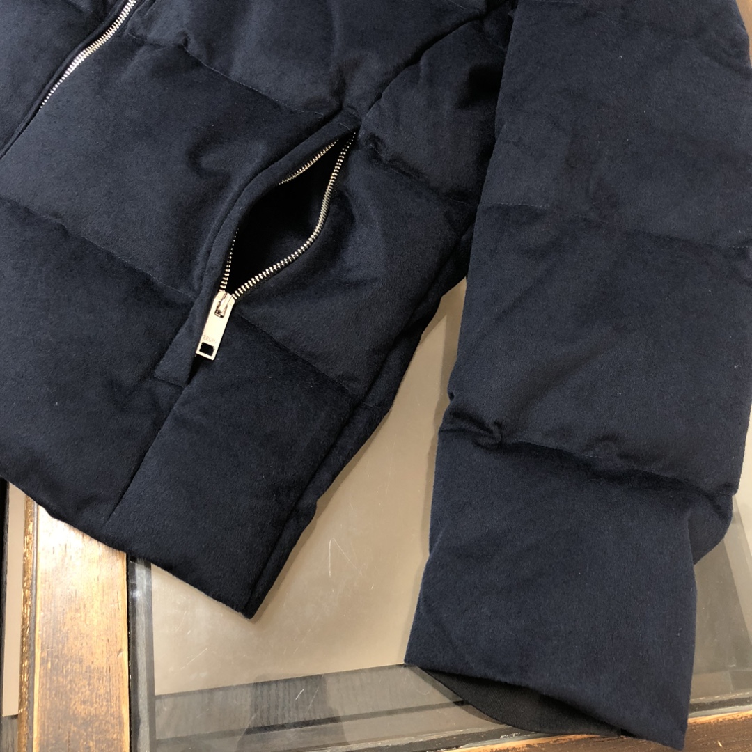 🆕ZEGNA 杰尼亚 25秋冬最新款立领毛呢羽绒服外套 版型剪裁完美穿着舒适有型，整体视觉感超强，上身效