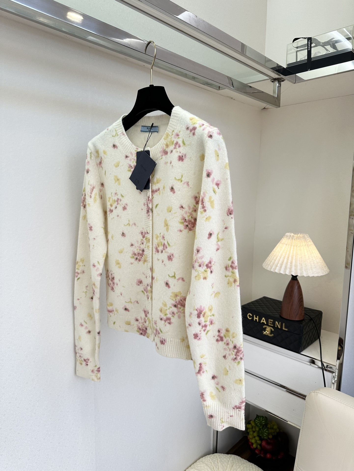 25 F 普拉达权志龙同款碎花羊毛混合纱线针织开衫² ●SIZE s m l ●
