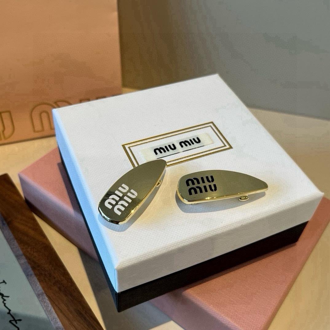 NO:542673,(Single) Miumiu Miu new hairpin hairpin, hairpin, miumiu, hairpins19860909（单个） miumiu缪缪新款发夹发夹,发夹,miumiu,hairpins,accessory