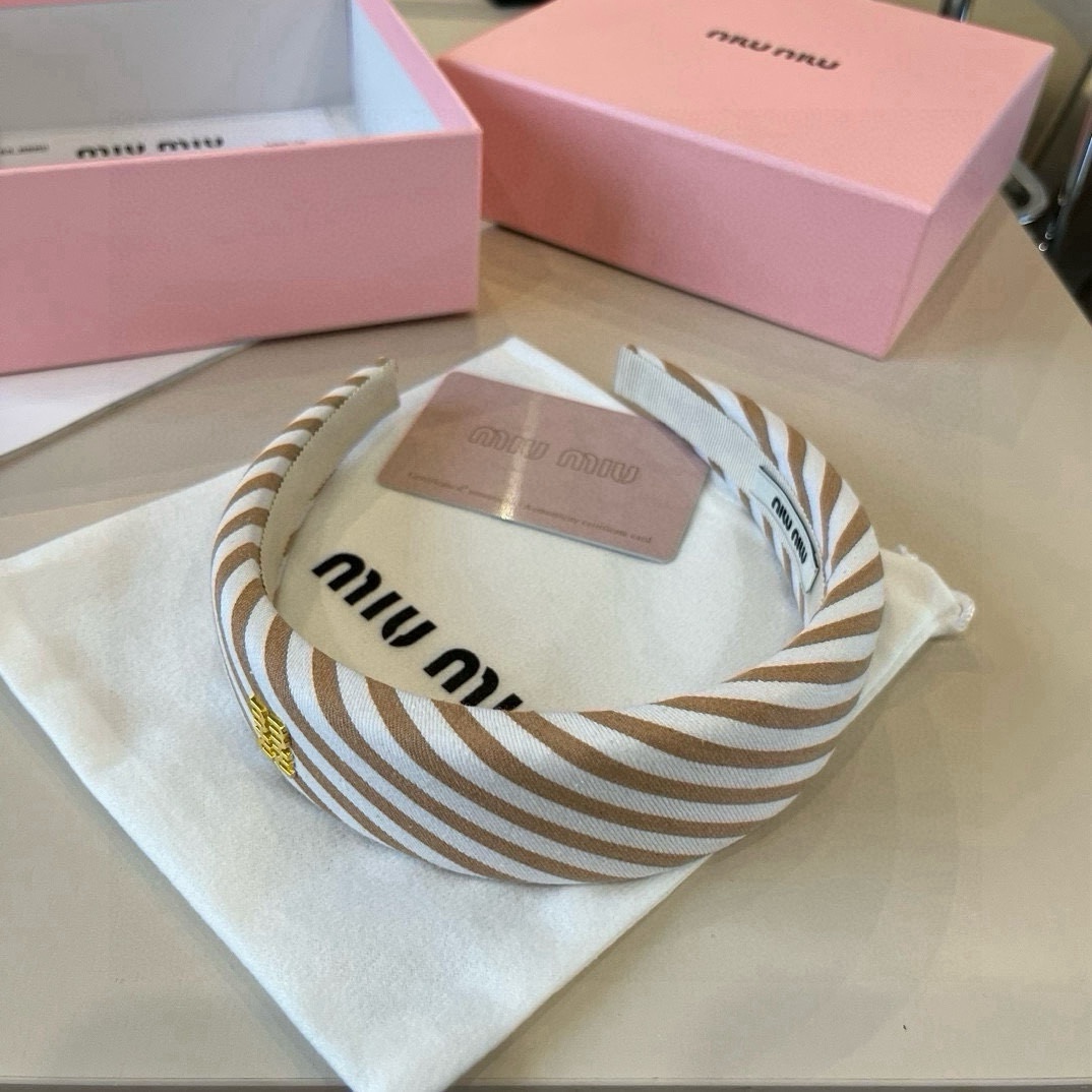 NO:542691,Miumiu Miu new hairband hairpins, hairpins, miumiu, hairpins19860909miumiu缪缪新款发箍发夹,发夹,miumiu,hairpins,accessory