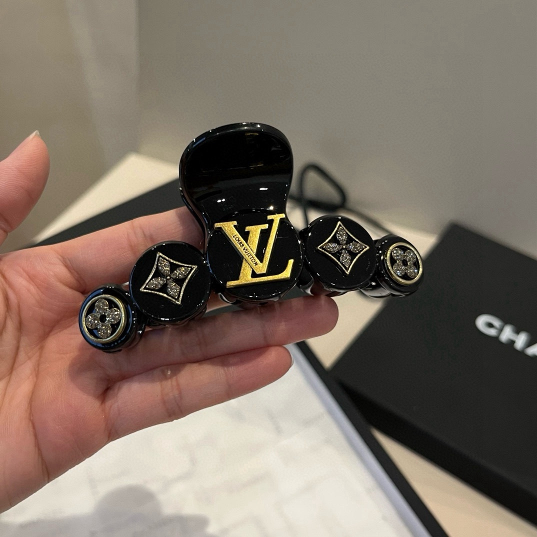 plv路易威登发夹