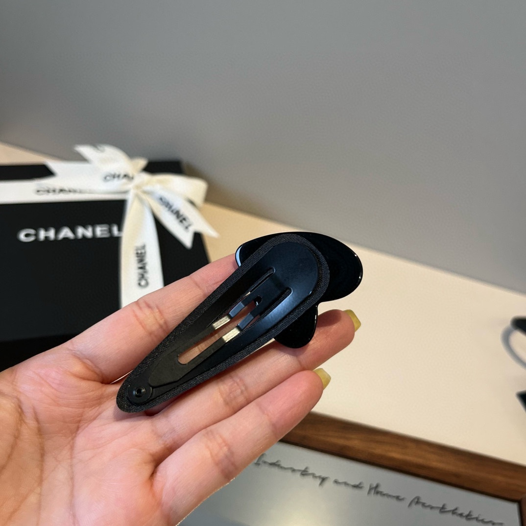 pChanel香奈儿发夹