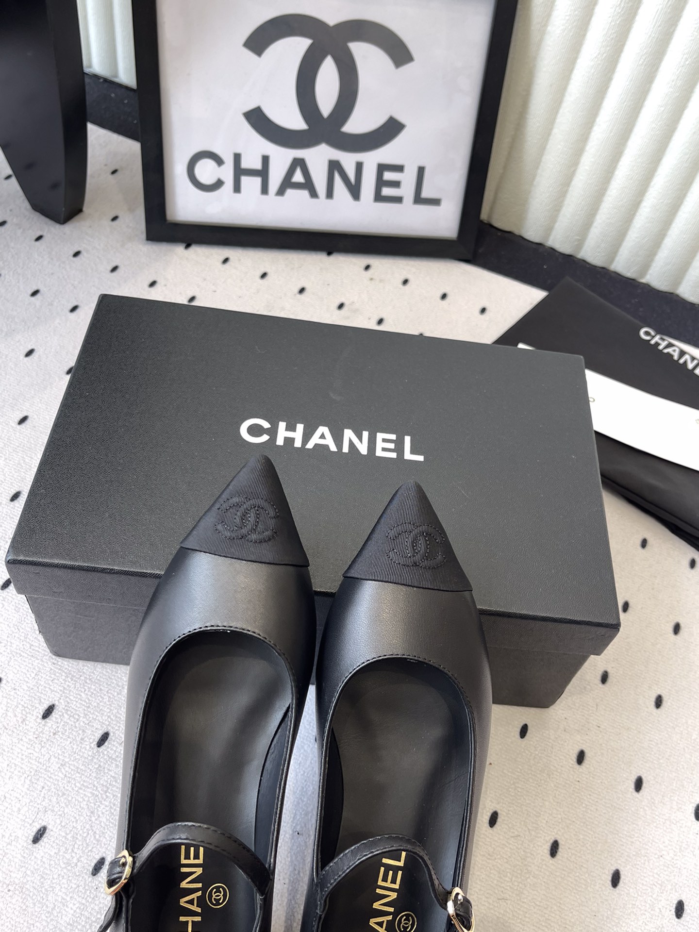 Chanel Chanel新款玛丽珍平底单鞋
