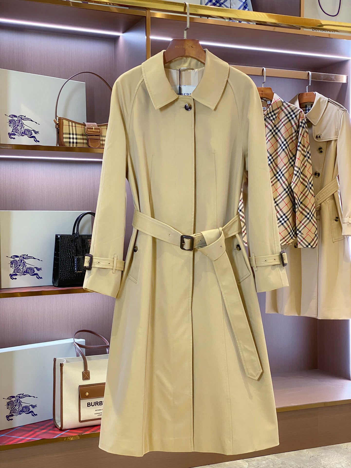 Burberry Ellingham Trench-coat en coton pour femme, couleur miel, coupe longue