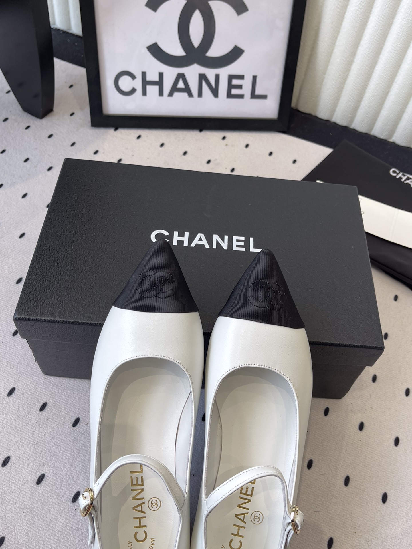 Chanel Chanel新款玛丽珍平底单鞋