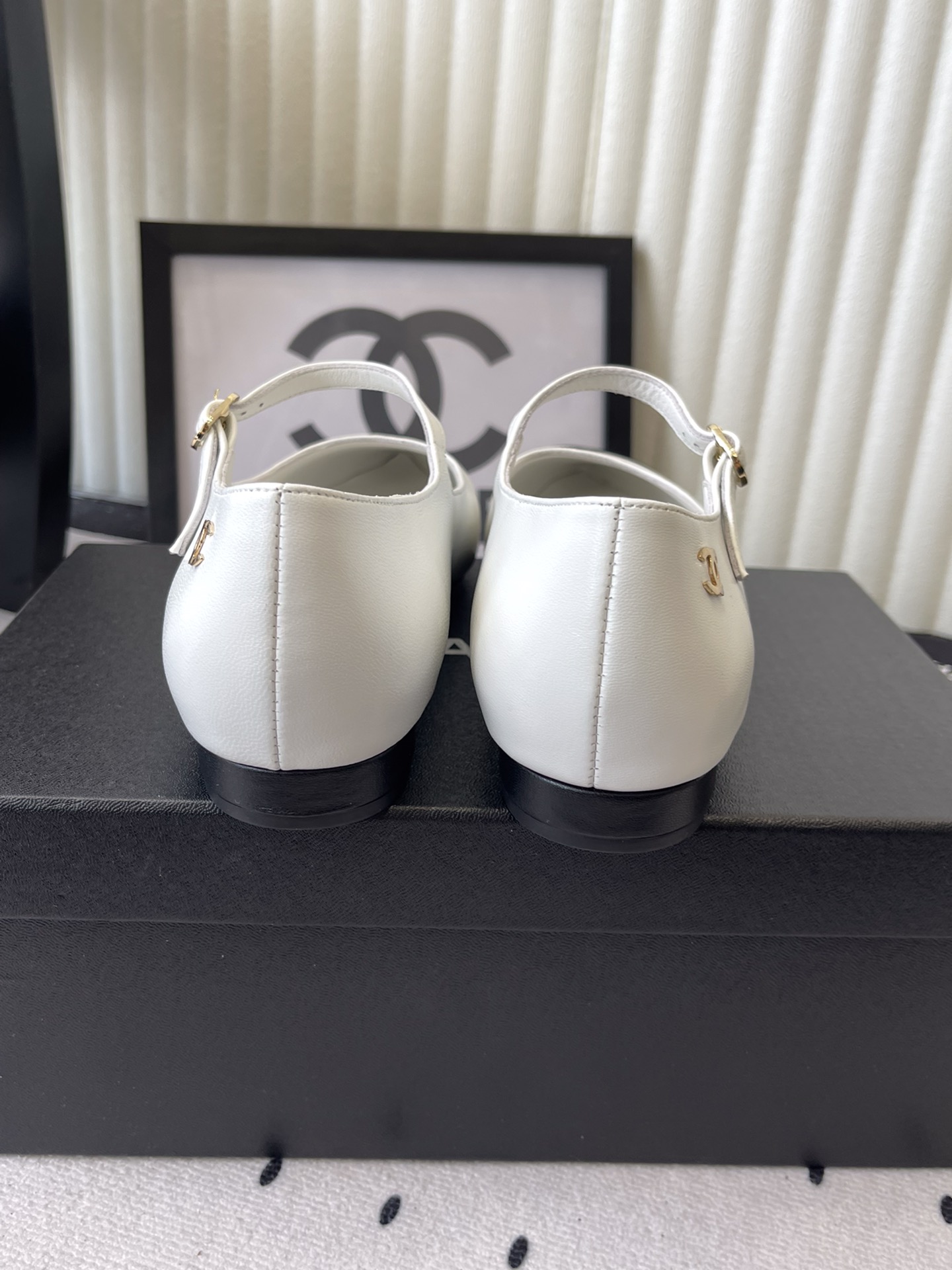 Chanel Chanel新款玛丽珍平底单鞋
