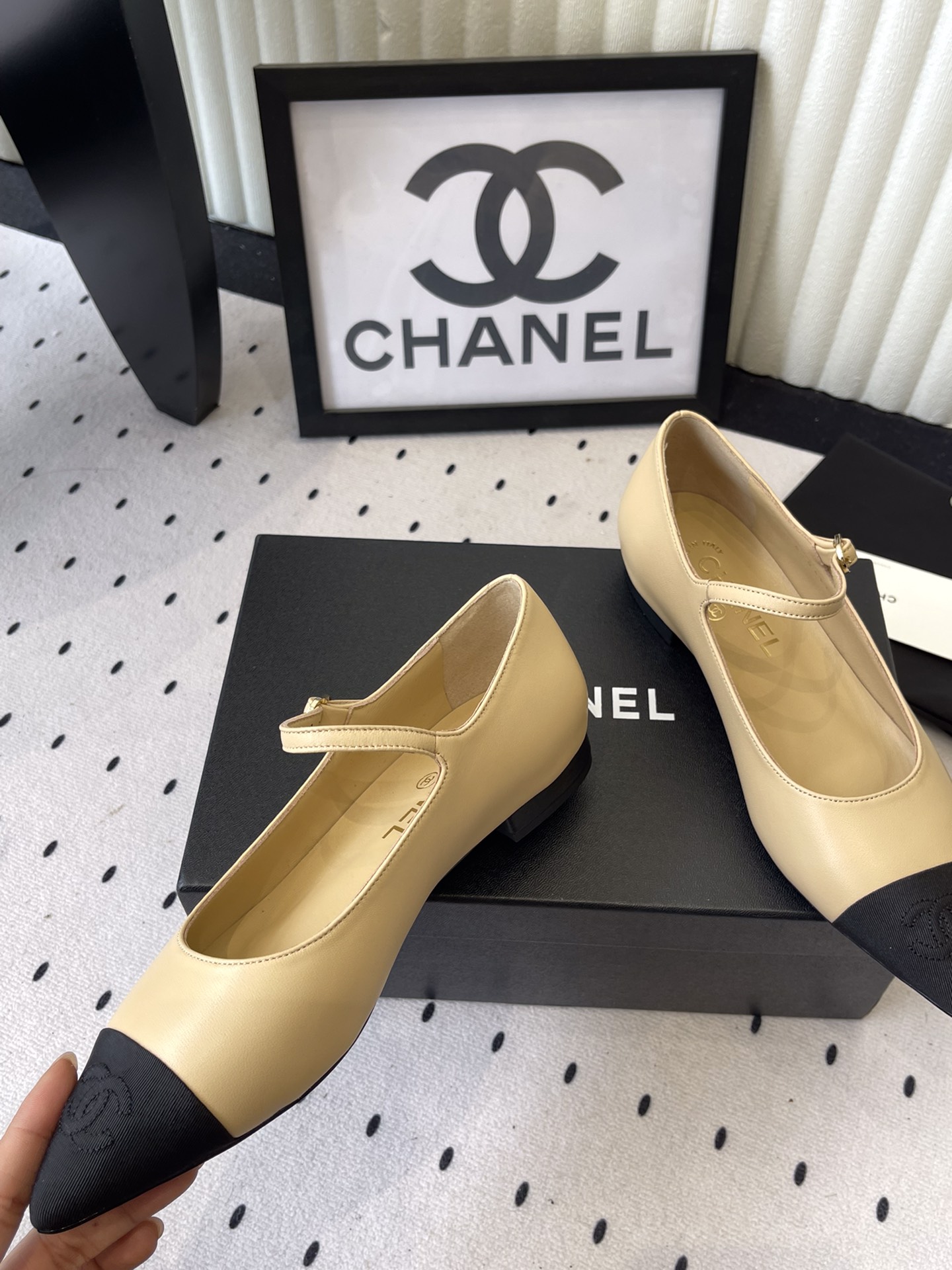 Chanel Chanel新款玛丽珍平底单鞋