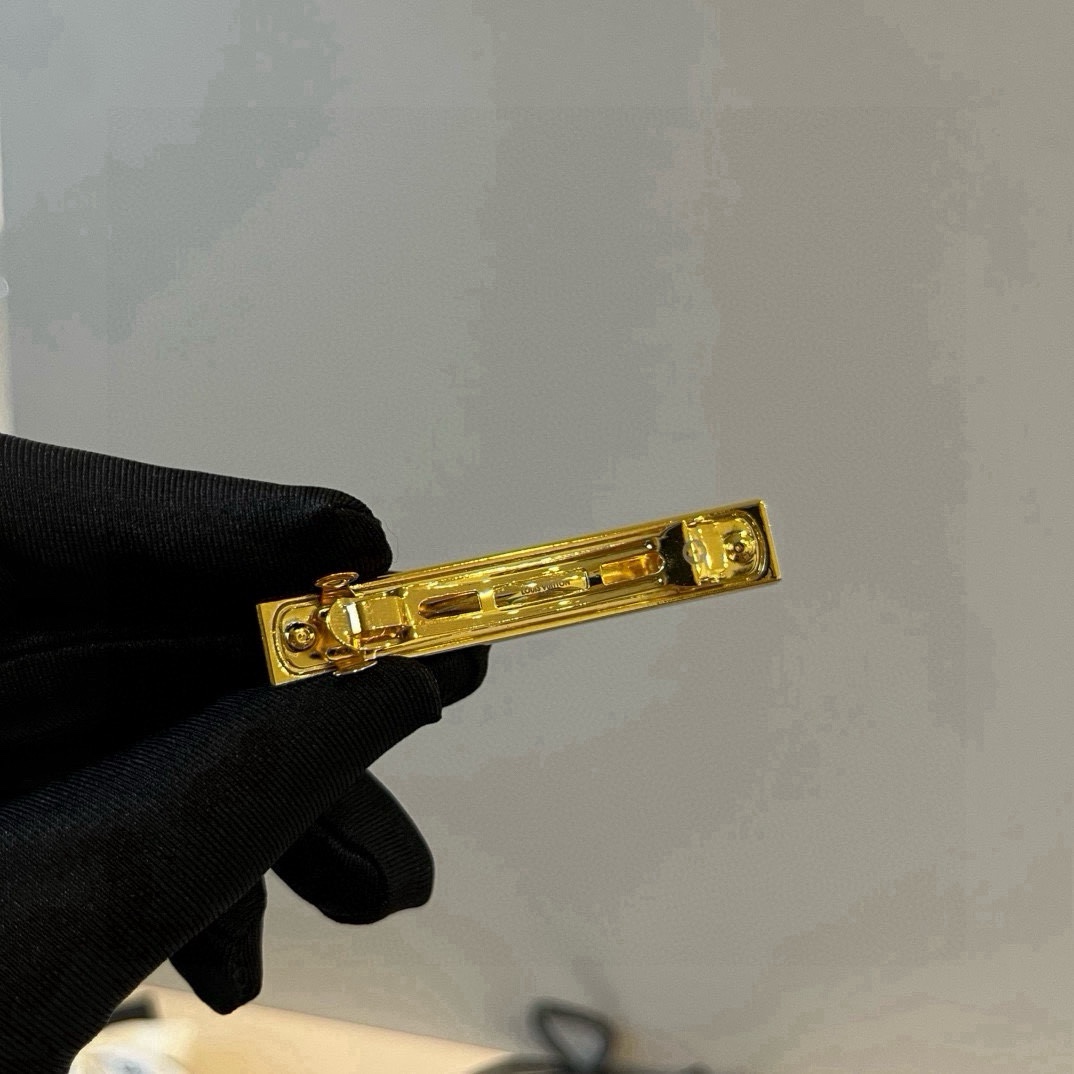 p（单个）lv路易威登发夹