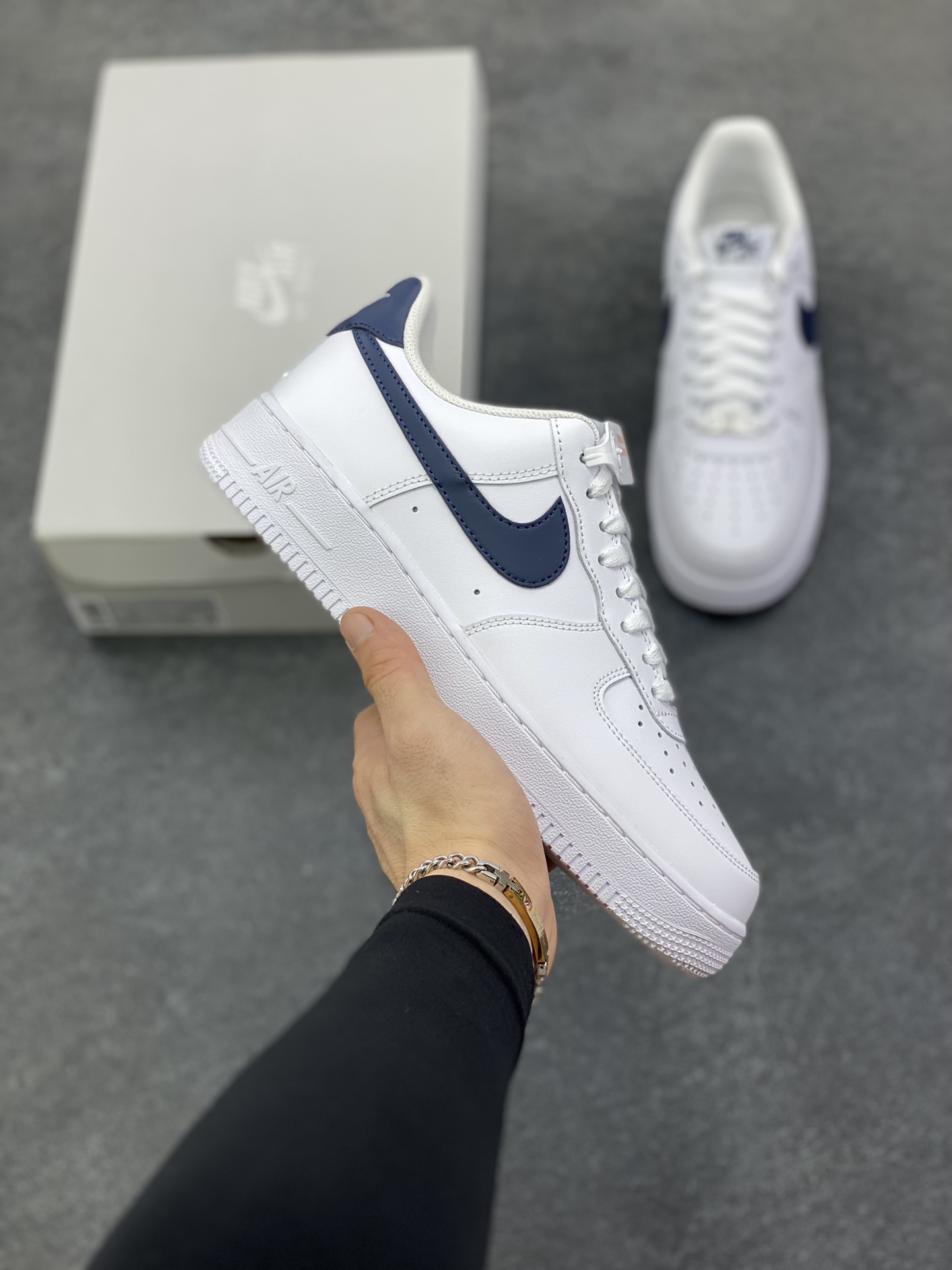 Nike Air Force 1 Low 白深蓝 空军一号低帮运动休闲板鞋 原楦头原纸板 打造纯正空军版型 专注外贸渠道 全掌内置蜂窝气垫 原盒配件 原厂中底钢印、拉帮完美 货号:FJ4146-119 尺码:36 36.5 37.5 38 38.5 39 40 40.5 41 42 42.5 43 44 44.5 45-选品中心
