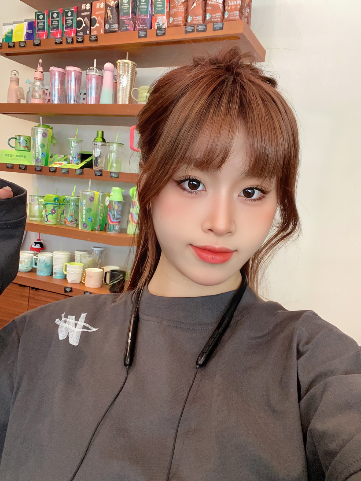 _duN9s2xFGRcObt-PX2KJP5ZCmuXXyv25KbU6W9Q