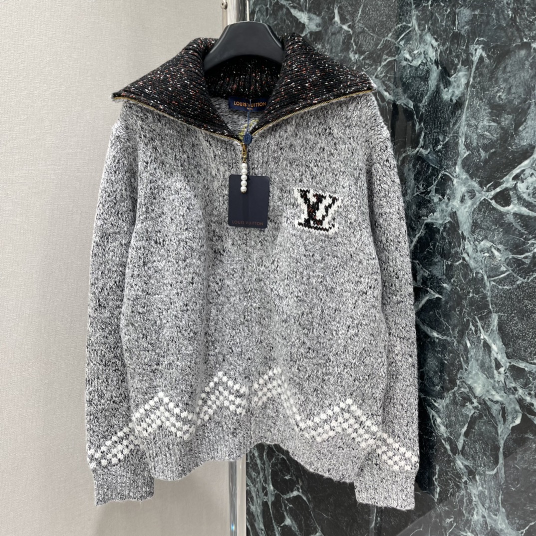 路易 25秋冬新款 翻领拉链针织外套 Pharrell Williams X Nigo联名款 本款针织束