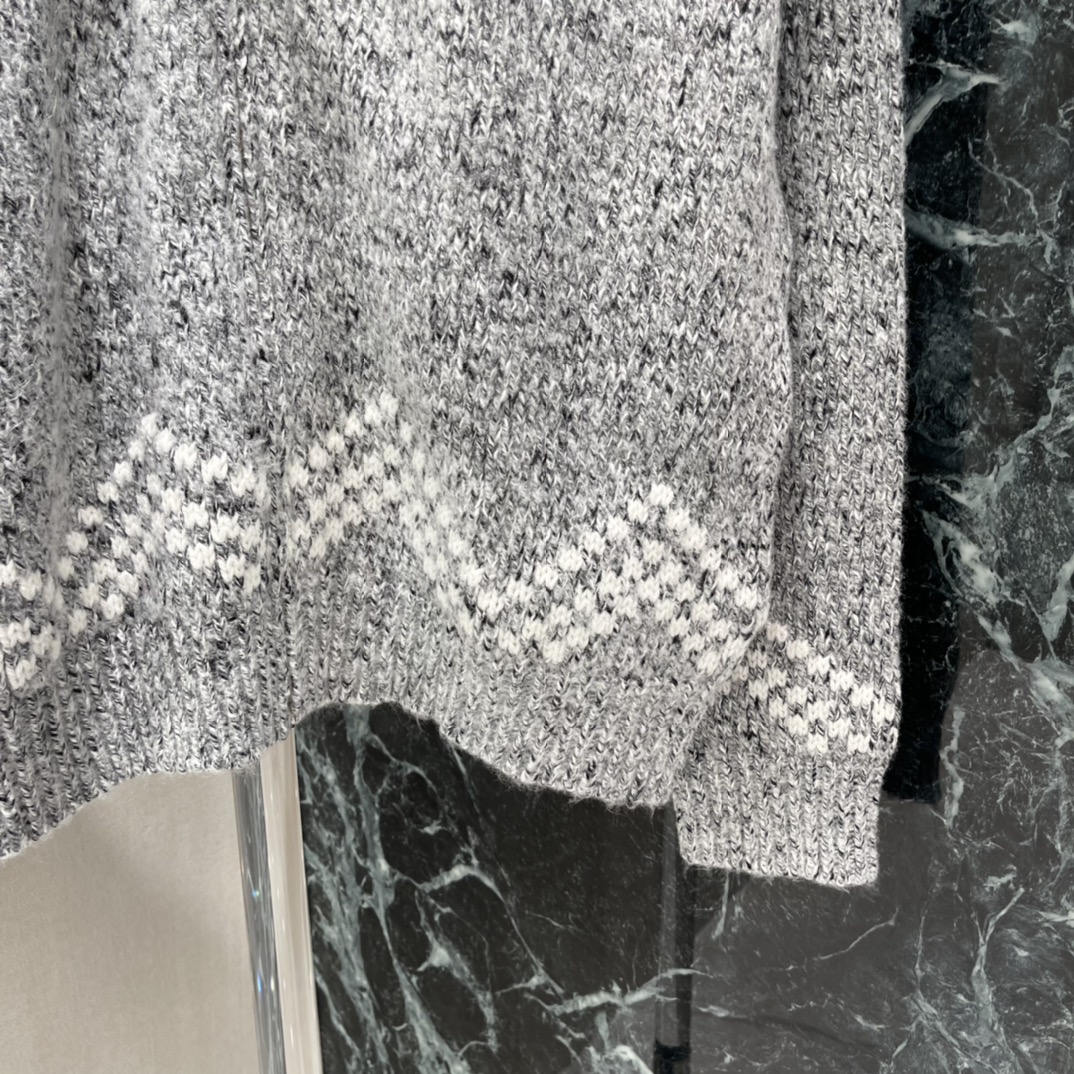 路易 25秋冬新款 翻领拉链针织外套 Pharrell Williams X Nigo联名款 本款针织束