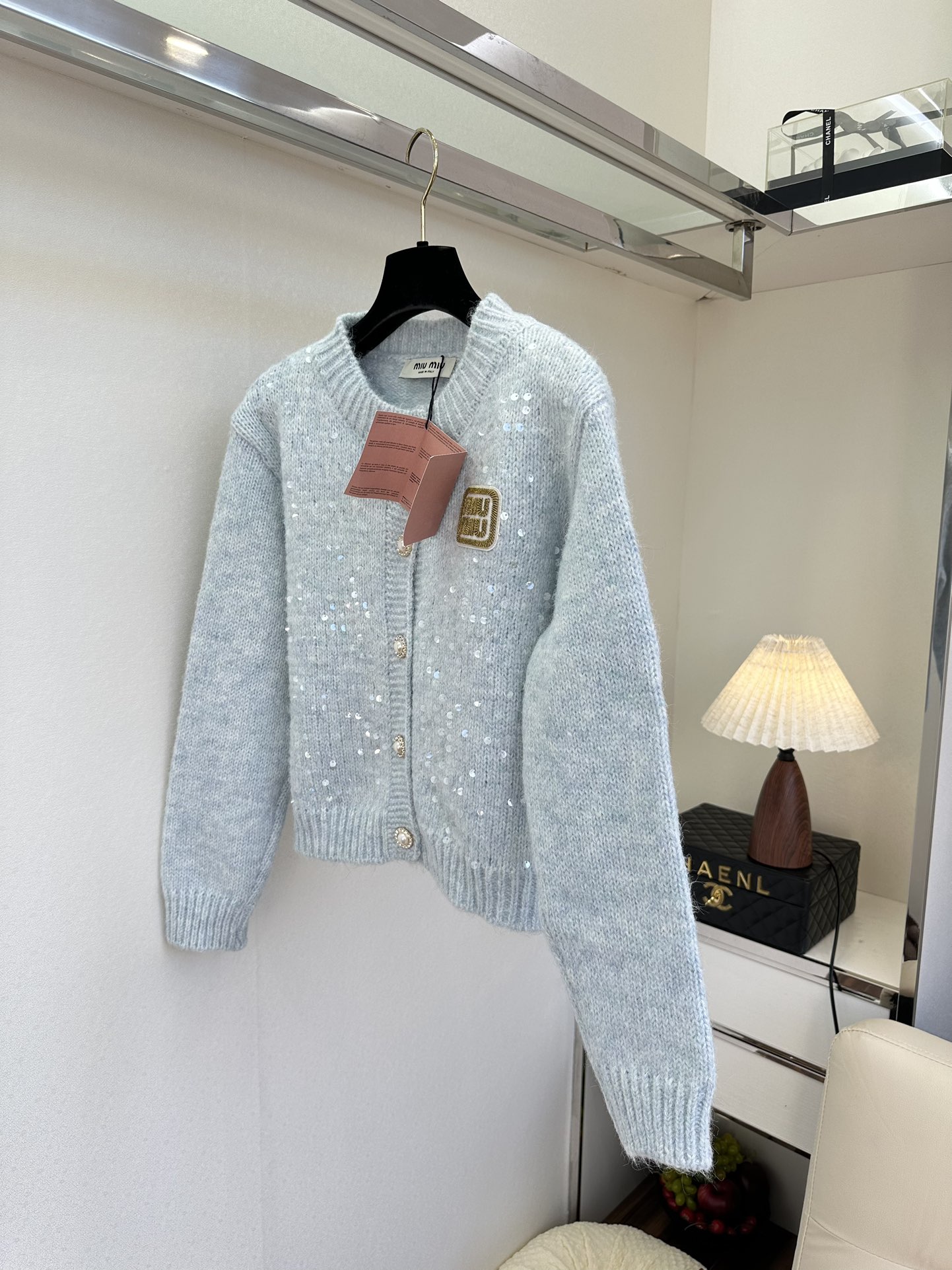 25 F 缪系女孩看过来 采用特殊亮片纱线 bingbing 的很显高级² ●SIZE SML●