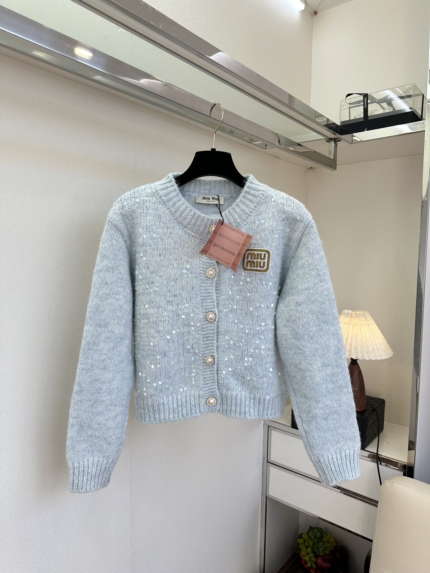 25 F 缪系女孩看过来 采用特殊亮片纱线 bingbing 的很显高级² ●SIZE SML●