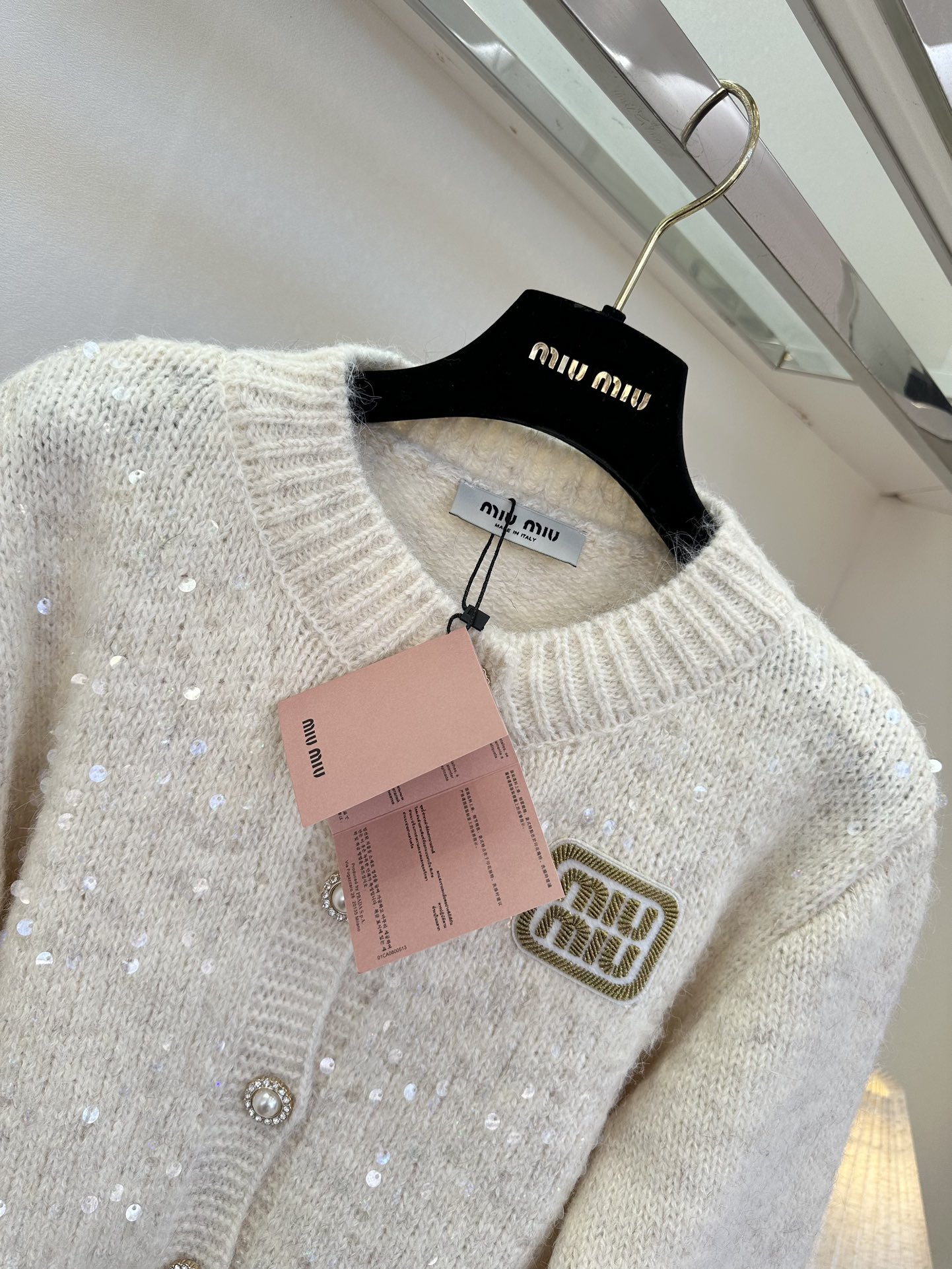 25 F 缪系女孩看过来 采用特殊亮片纱线 bingbing 的很显高级² ●SIZE SML●