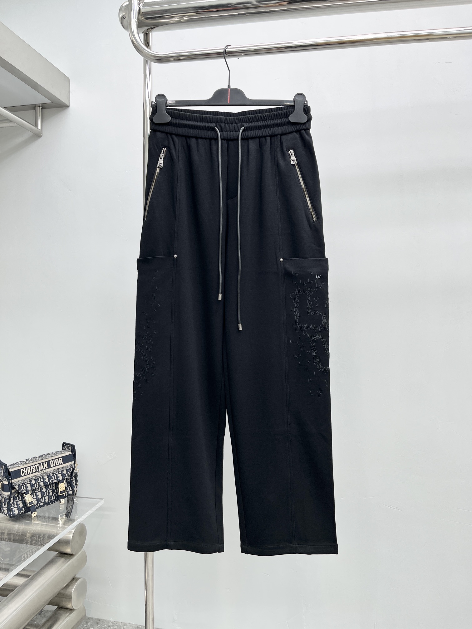 _dIe9s6uz2l1sGiB8LjnCJnEANl9MtrlhL6RyEsw