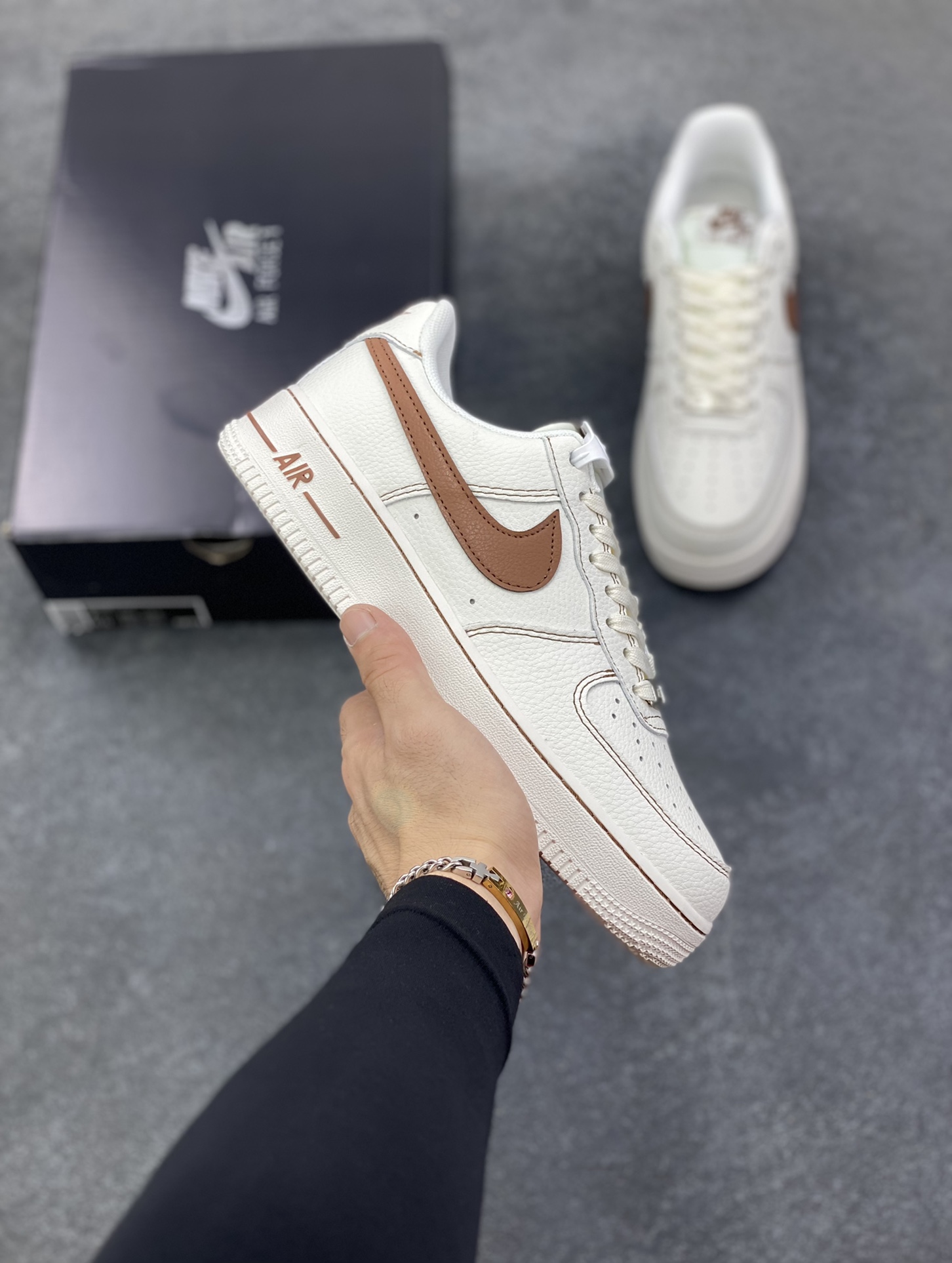 Nike Air Force 1 Low 白黄 原楦头原纸板 打造纯正空军版型 专注外贸渠道 全掌内置蜂窝气垫 原盒配件 原厂中底钢印、拉帮完美 货号:HQ2037-101 尺码:36 36.5 37.5 38 38.5 39 40 40.5 41 42 42.5 43 44 44.5 45-选品中心