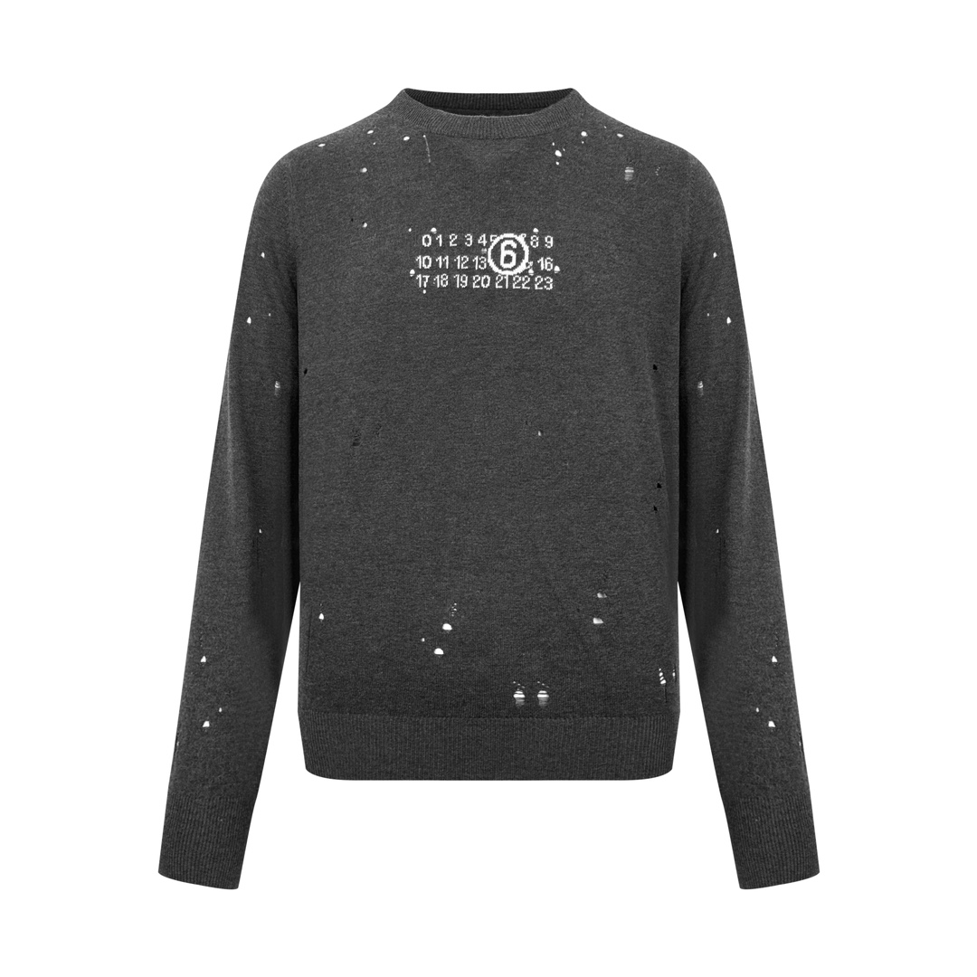 NO:566065,.Maison Margiela digital hollow sweater, custom-woven cloud lamb velvet, soft and delicate, comfortable and close to the skin. It is based on high-end black and gray tones and has an innate sense of luxury. The chest is embellished with iconic brand numbers to outline a fashionable silhouette engraved by time. It cleverly introduces destructive loophole elements to carve out cracks in time on the off-white background. It reconstructs a high-end sense of breathing in the incompleteness. It interprets high-end style with unique details and displays the beauty of luxury. Craftsmanship 1:  Destructive needle hollowing method. After the complete knitted fabric is formed, local warp and weft yarns are manually extracted to form holes of different sizes and shapes. Finally, the edges are manually locked and shaped. Process 2: Jacquard tissue imported from Germany. Precisely control the arrangement and interweaving of yarns. Carefully interweave on the loom. Maison Margiela digital jacquard art pattern inlay.   Fabrics are more vivid and three-dimensional. Process 3: Softening and deodorizing process of garment washing water. Deep cleaning and deodorizing of clothes through professional washing equipment and specific detergents. Improve the feel and appearance of clothes. Accessories. Customized 1:1 MM6. Trademark. Fit. Fitting. Size S M L XL, masion margiela, sweaters, alexander wang19860909.Maison Margiela 数字镂空毛衣 定织云絮羔羊绒 柔软细腻 舒适贴肤 以高级的黑灰色调为基调 与生俱来的高级感 胸前饰以标志性品牌数字做点缀 勾勒出时光镌刻的时尚轮廓 巧妙引入破坏性漏洞元素在米白底色上凿出时间的裂痕 残缺中重构高级的呼吸感 以独到细节诠释高端格调 展奢华之美 工艺1: 破坏性抽针镂空方式 完整针织面料成型后 通过手工定向抽离局部经纬纱线 形成大小不一 形态各异的孔洞 最终手工锁边定型 工艺2: 德国进口机提花组织而成 精确地控制纱线的排列和交织方式 在织机上精心交织 Maison Margiela 数字提花艺术图案镶饰 织物更加生动立体 工艺3: 成衣洗水加软去味工艺 通过专业的洗涤设备和特定的洗涤剂 对衣物进行深度清洁和去味处理 改善衣物的手感和外观 辅料 定制1:1 MM6 商标 版型 合身版型 尺码 S M L XL,,masion margiela,sweaters,alexander wang,Men's clothing