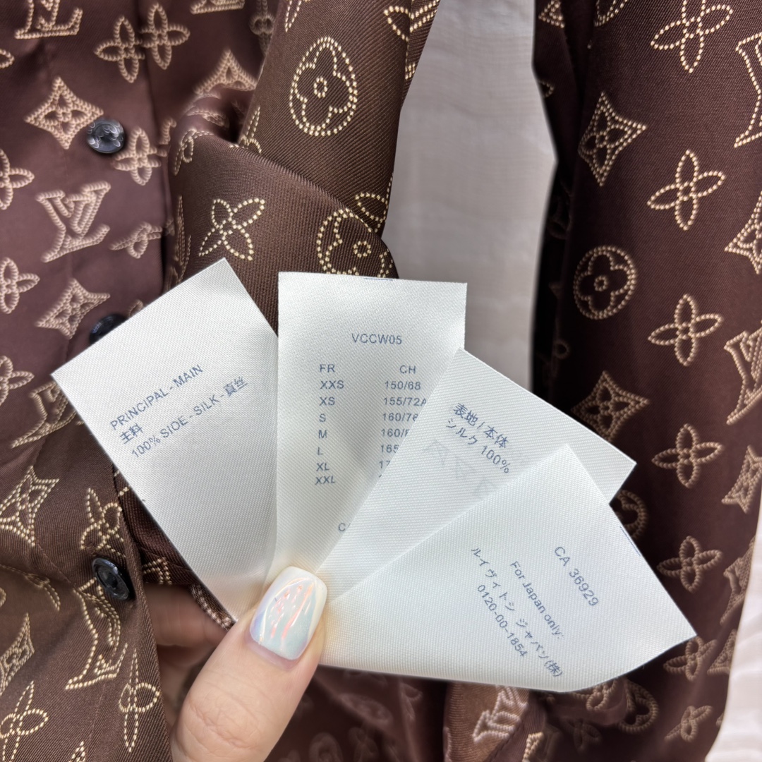 独家首发❤️原单品质💕秋冬新配色系列经典MONOGRAM印花真丝衬衫！100%真丝斜纹绸，宋茜同款，不挑