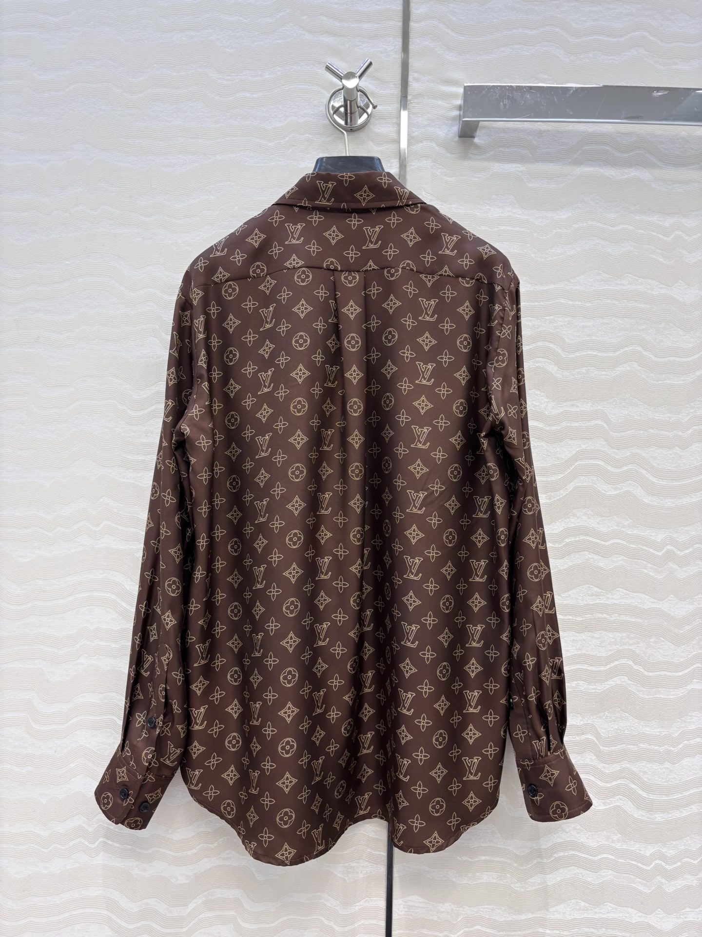 独家首发❤️原单品质💕秋冬新配色系列经典MONOGRAM印花真丝衬衫！100%真丝斜纹绸，宋茜同款，不挑