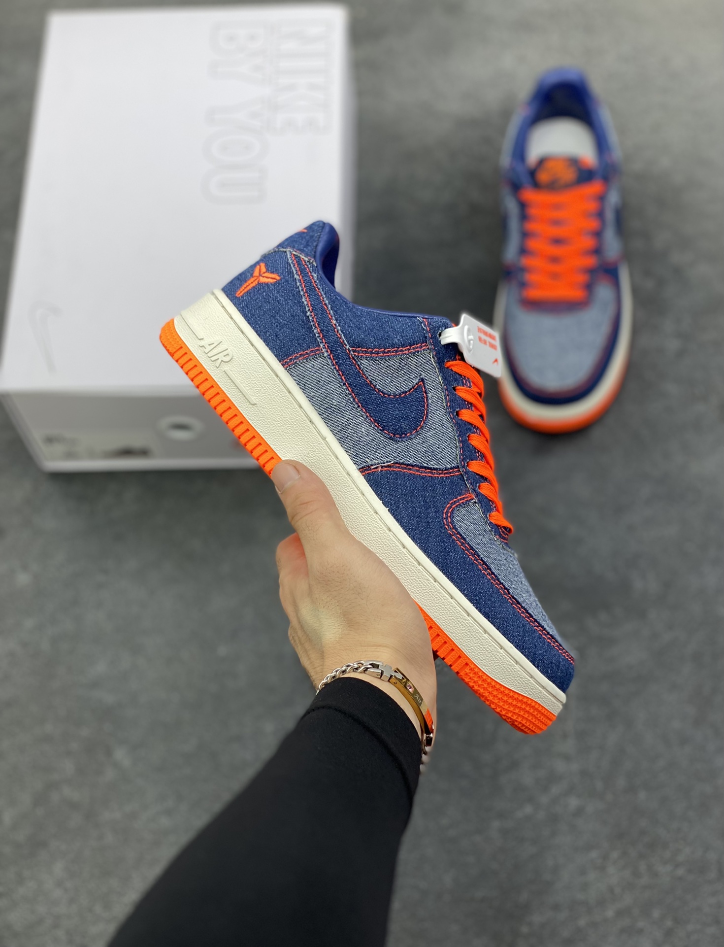 NK Air Force 1‘07 Low 定制款抽屉盒 空军一号低帮休闲板鞋 定制皮料 原楦原纸板 纯正版型 高清洁度 内置全掌气垫 货号：CW2288-111 尺码：36 36.5 37.5 38 38.5 39 40 40.5 41 42 42.5 43 44 44.5 45-选品中心