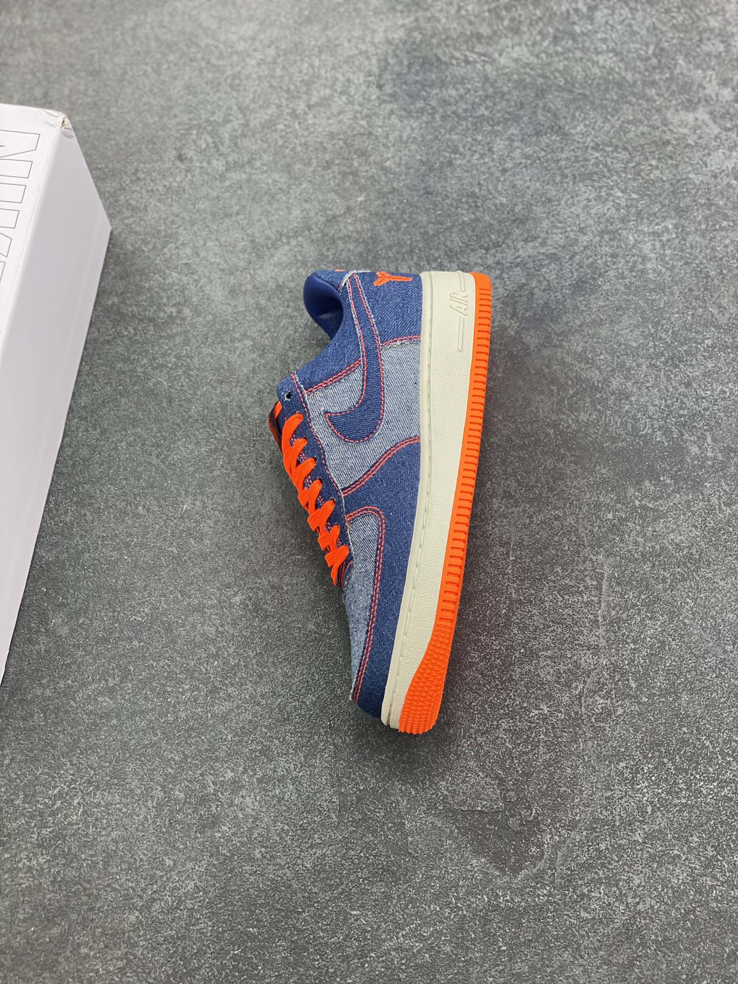图片[7]-NK Air Force 1‘07 Low 定制款抽屉盒 空军一号低帮休闲板鞋 定制皮料 原楦原纸板 纯正版型 高清洁度 内置全掌气垫 货号：CW2288-111 尺码：36 36.5 37.5 38 38.5 39 40 40.5 41 42 42.5 43 44 44.5 45-选品中心