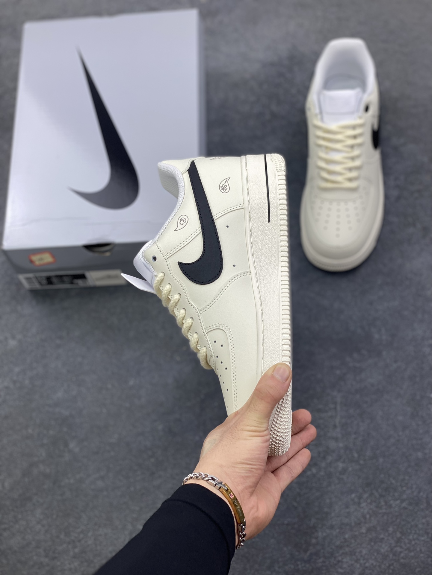 图片[3]-Nike Air Force 1 Low’07 佩斯利 空军一号低帮休闲板鞋 定制皮料 定制鞋盒 原楦原纸板 纯正空军版型 内置全掌气垫 货号：ZH0316-128 尺码：36 36.5 37.5 38 38.5 39 40 40.5 41 42 42.5 43 44 44.5 45-选品中心