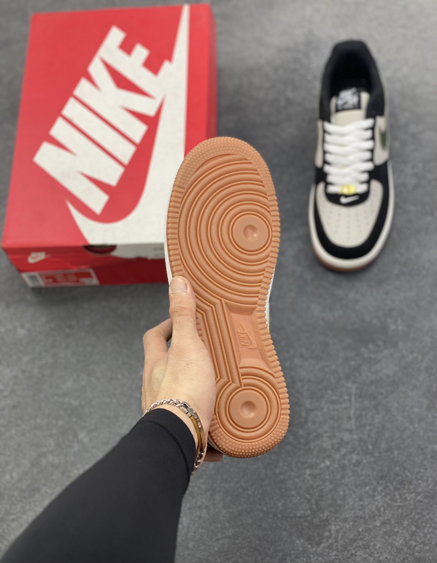 图片[5]-Air Force 1 Low 迷彩 原楦头原纸板 打造纯正空军版型 #专注外贸渠道 全掌内置蜂窝气垫 #原盒配件 原厂中底钢印、拉帮完美 货号：HQ1967-200 尺码：36 36.5 37.5 38 38.5 39 40 40.5 41 42 42.5 43 44 44.5 45 46-选品中心