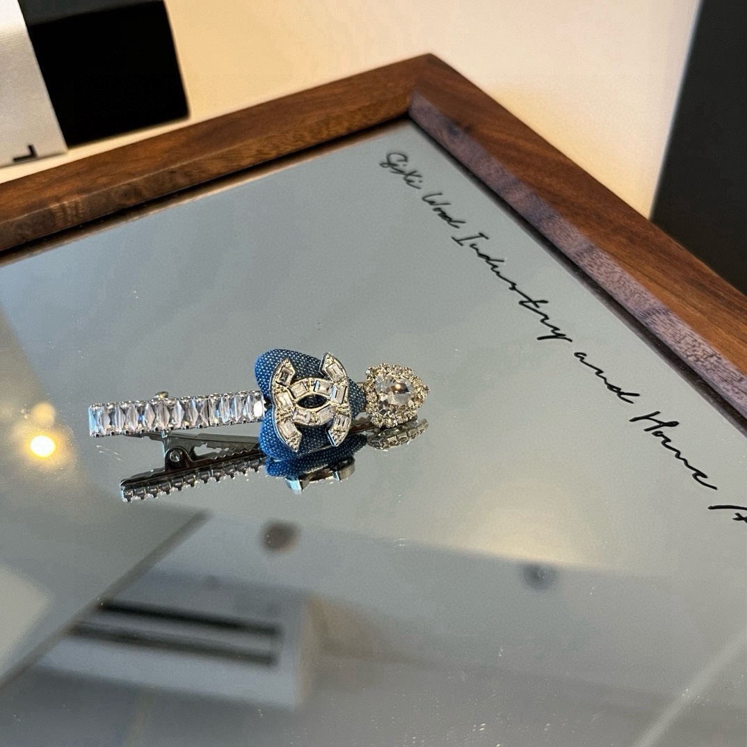 NO:941689,Chanel Chanel new hairpin hairpins, hairpins, chanel, chanel, hairpins19860909Chanel香奈儿新款发夹发夹,发夹,chanel,chanel,hairpins,accessory