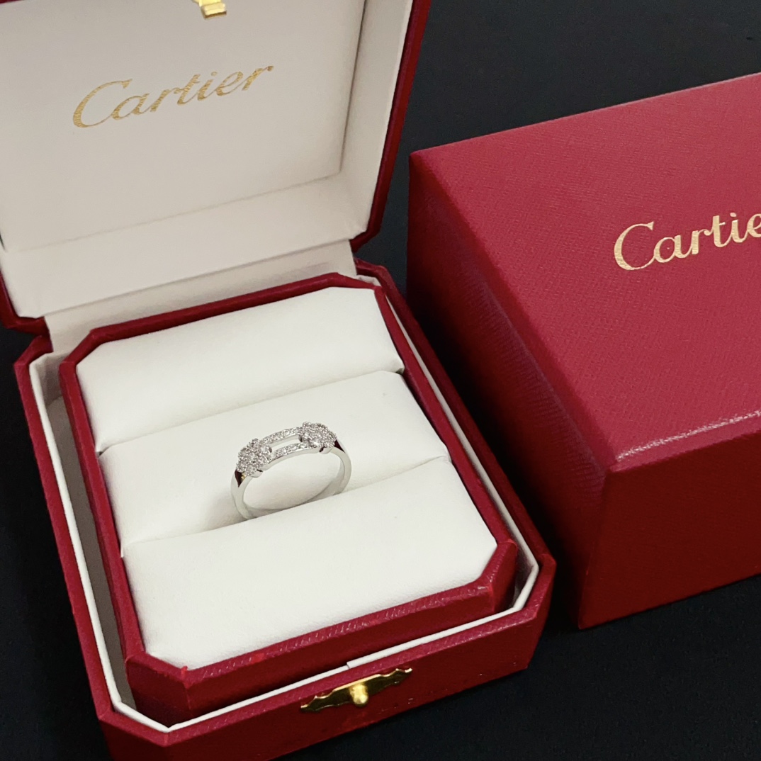 NO:556977,Cartier diamond-set ring, high-end customized version, diamond-set technology, V gold material, classic and fashionable style, using sharp lines to reconstruct the aesthetics of love!  Breaking the rules, the diamond-encrusted design actually achieves the ceiling of high-end sense - no need for flashy accumulation, love should be as pure as ever. Cartier is loved by many celebrities and Internet celebrities. The Leopard series bracelet is absolutely an eternal classic, and it is not limited to men and women, and there is no age limit!  Wear it and you will be the center of attention!  , jewelry boutique, cartier, ring, bracelet19860909卡地亚镶钻戒指 高端定制版本 镶嵌钻工艺 V金材质 经典而时尚风格 用凌厉线条重构爱情美学！打破常规,镶嵌钻设计反而成就高级感天花板——无需浮华堆砌,爱本应纯粹如初 卡地亚受众多明星网红的爱戴 豹子系列手镯 绝对是永恒经典 而且男女不限 年龄不限 ！戴上它你就是焦点！,饰品精品,cartier,ring,bracelet,Jewelry