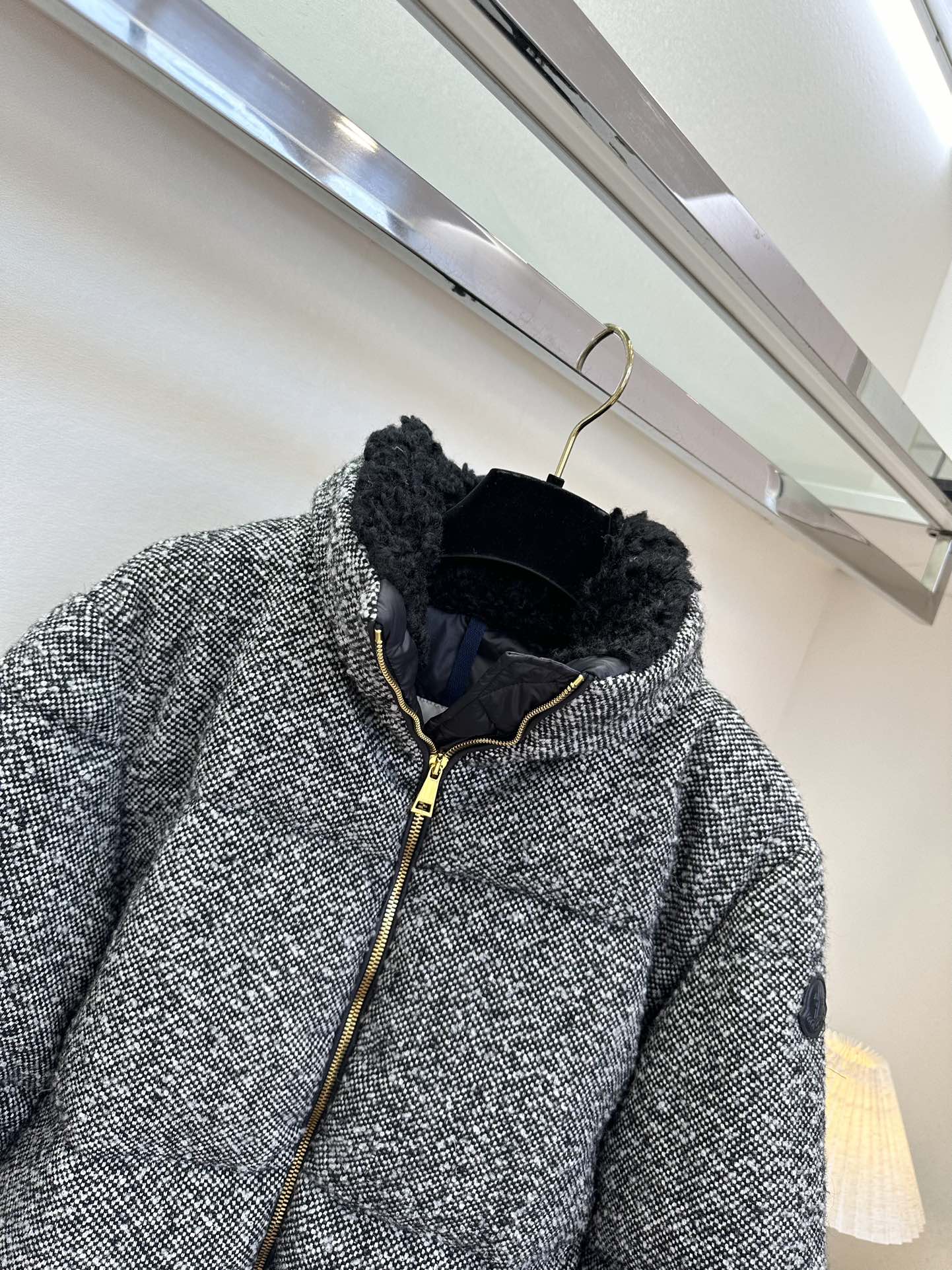 25 F蒙口最新款冬季战服 超美粗花尼羽绒服² ●SIZE 1 2 3 ●