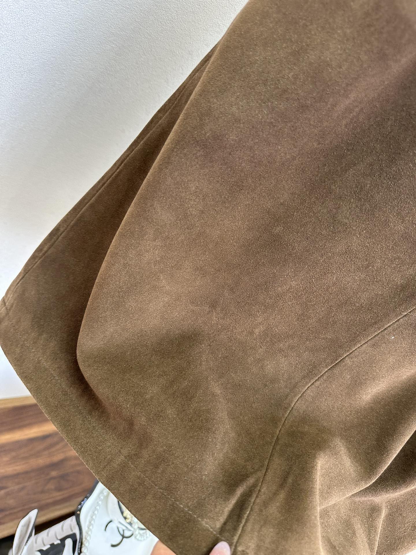 Elegant Brown Suede Midi Skirt - Timeless Style & Comfort 9 i1760057187 4222 7