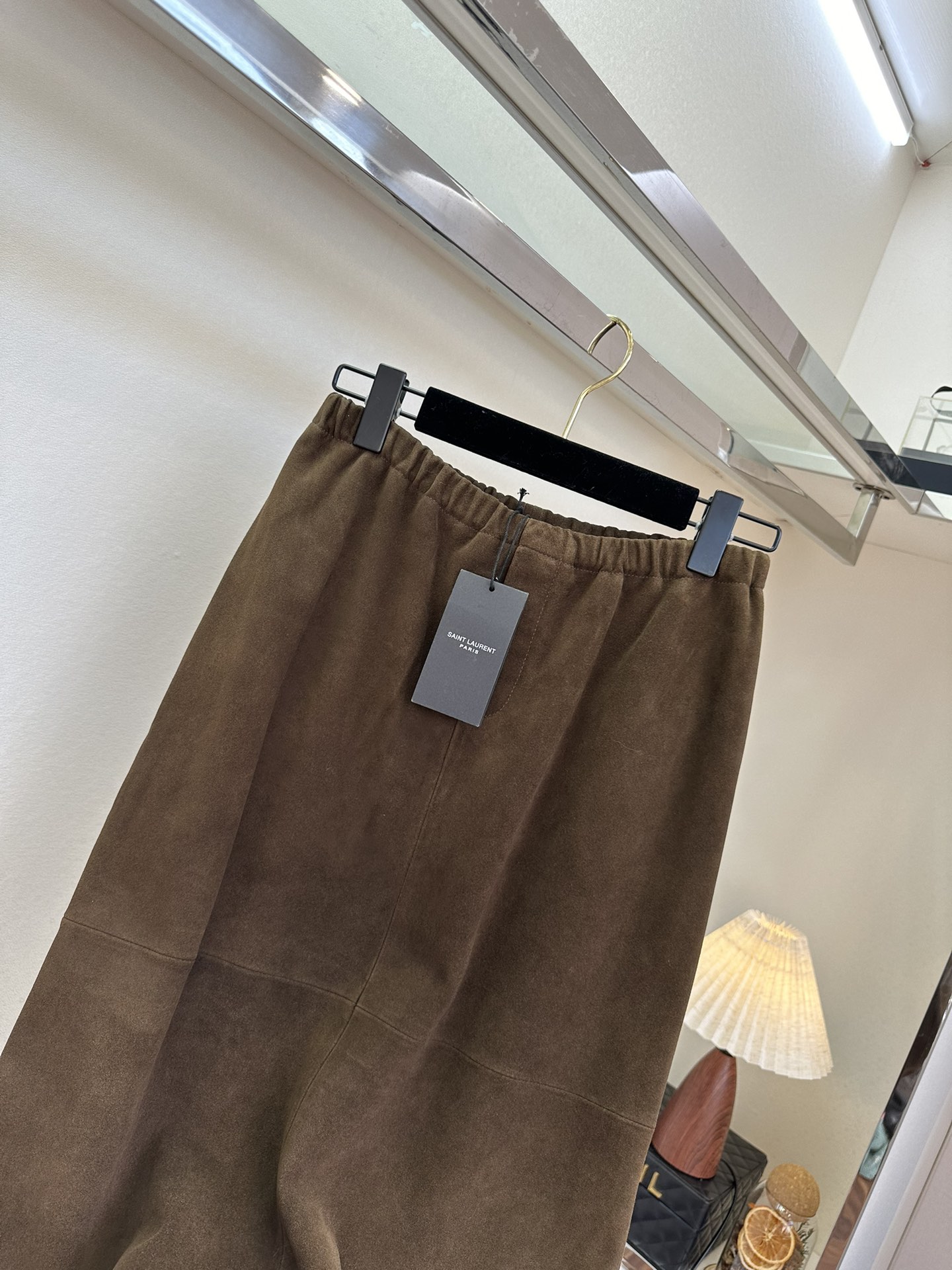 Elegant Brown Suede Midi Skirt - Timeless Style & Comfort 5 i1760057187 4803 3