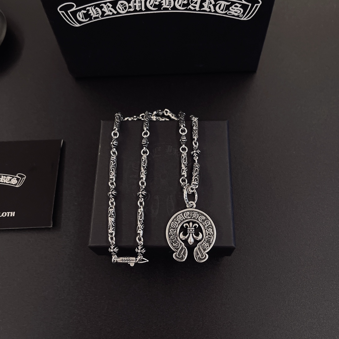 NO:555422,So handsome, the latest Chrome Hearts. No explosions, no hair. Factory direct sales. Original one-to-one replica. Chrome Hearts Necklace, fine jewelry, chrome hearts, necklace.19860909太帅爆了最新款克罗心 不爆不发 厂家直销 原版一比一复刻 克罗心项链,饰品精品,chrome hearts,necklace,Jewelry