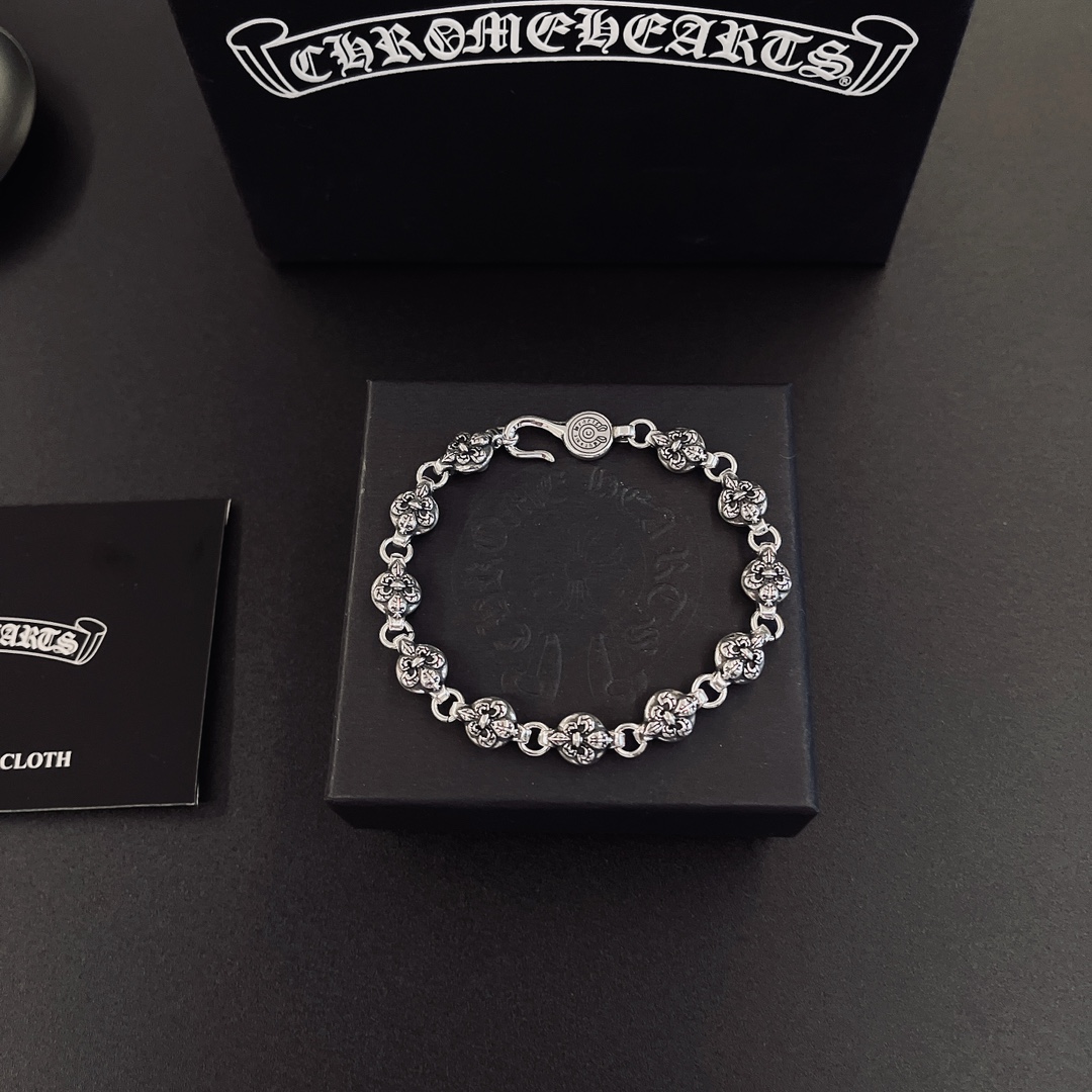 NO:555442,So handsome, the latest Chrome Hearts. No explosions, no hair. Factory direct sales. Original one-to-one replica. Chrome Hearts Bracelet, fine jewelry, chrome hearts, bracelet.19860909太帅爆了最新款克罗心 不爆不发 厂家直销 原版一比一复刻 克罗心手链,饰品精品,chrome hearts,bracelet,Jewelry