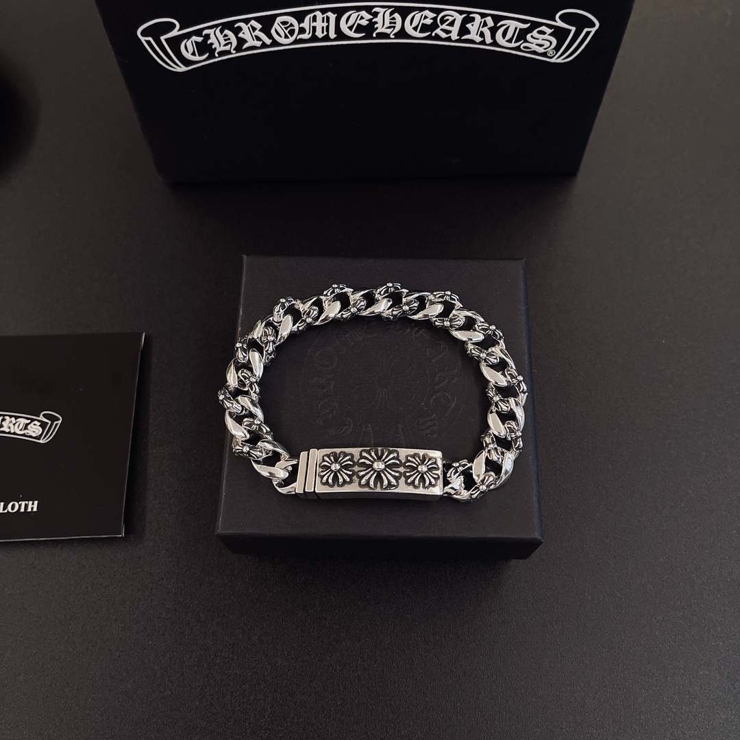 NO:603880,So handsome, the latest Chrome Hearts. No explosions, no hair. Factory direct sales. Original one-to-one replica. Chrome Hearts Bracelet, fine jewelry, chrome hearts, bracelet.19860909太帅爆了最新款克罗心 不爆不发 厂家直销 原版一比一复刻 克罗心手链,饰品精品,chrome hearts,bracelet,Jewelry