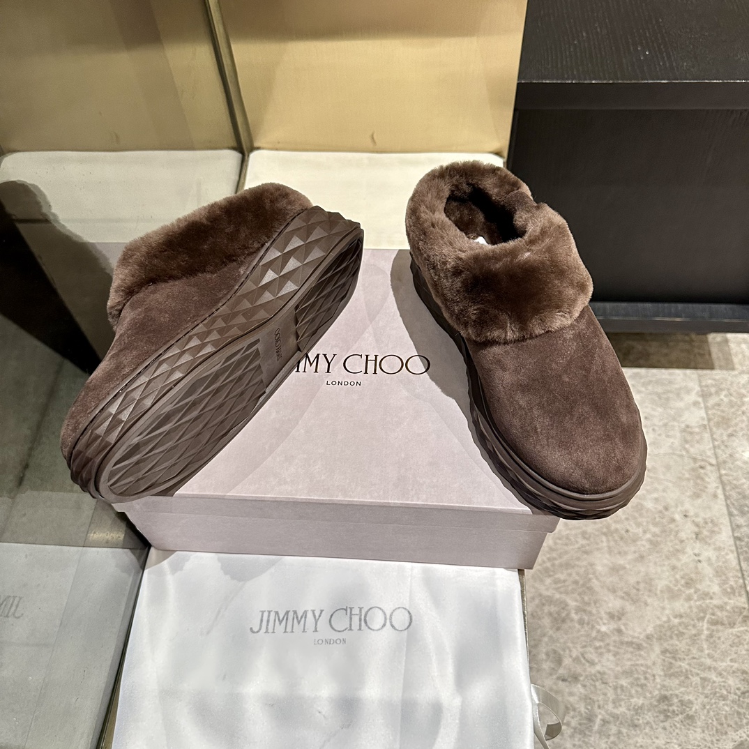 Jimmy Choo Shearling-Lined Suede Clogs: Warm, Stylish, and Uniquely Crafted 8 i1760070189 3788 5