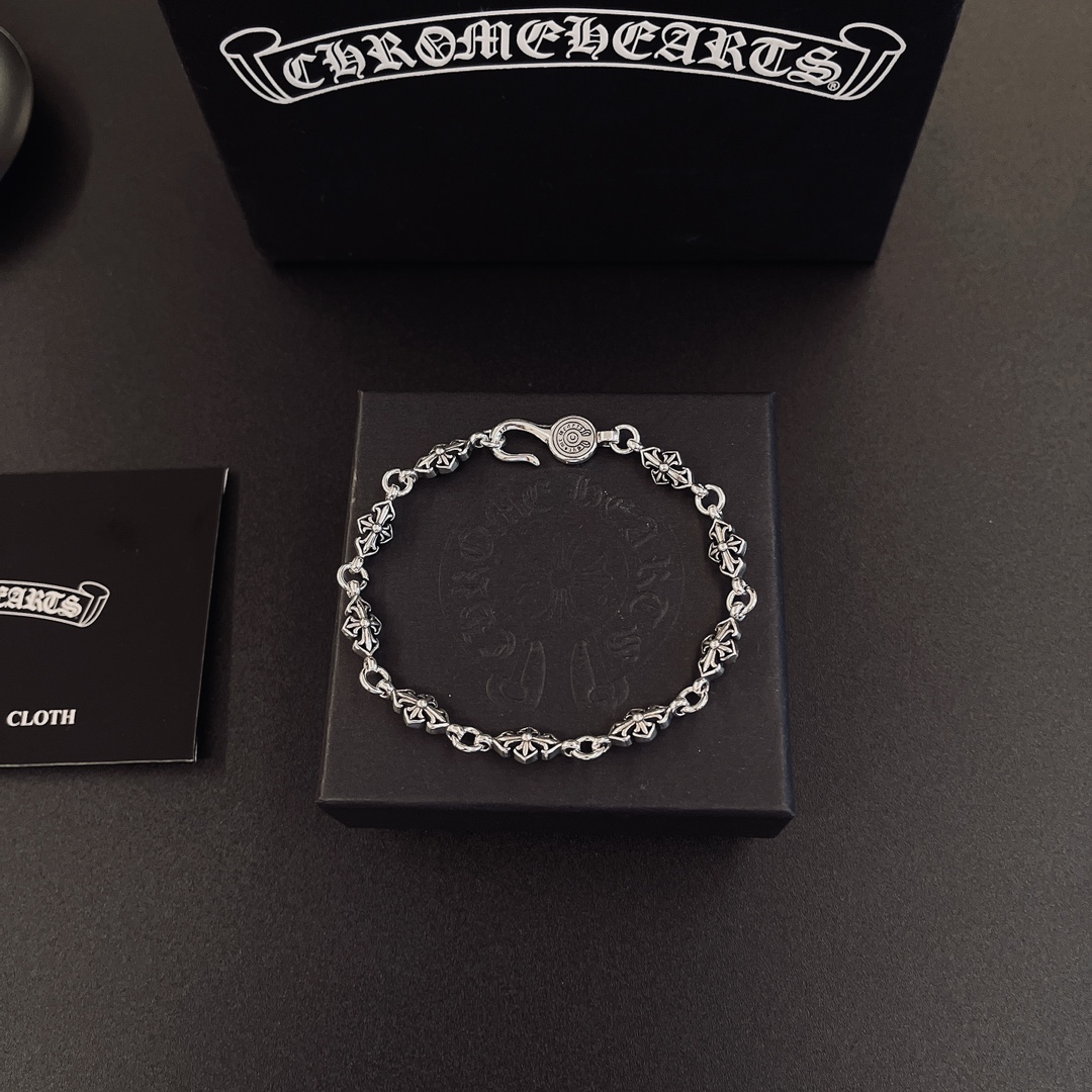 NO:603876,So handsome, the latest Chrome Hearts. No explosions, no hair. Factory direct sales. Original one-to-one replica. Chrome Hearts Bracelet, fine jewelry, chrome hearts, bracelet.19860909太帅爆了最新款克罗心 不爆不发 厂家直销 原版一比一复刻 克罗心手链,饰品精品,chrome hearts,bracelet,Jewelry