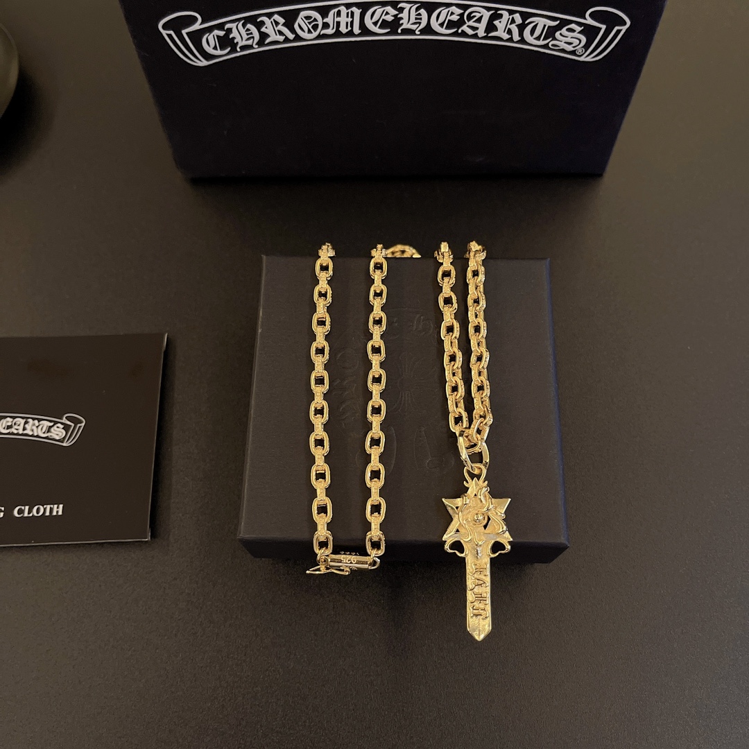 Chrome Hearts 太帅爆了最新款克罗心