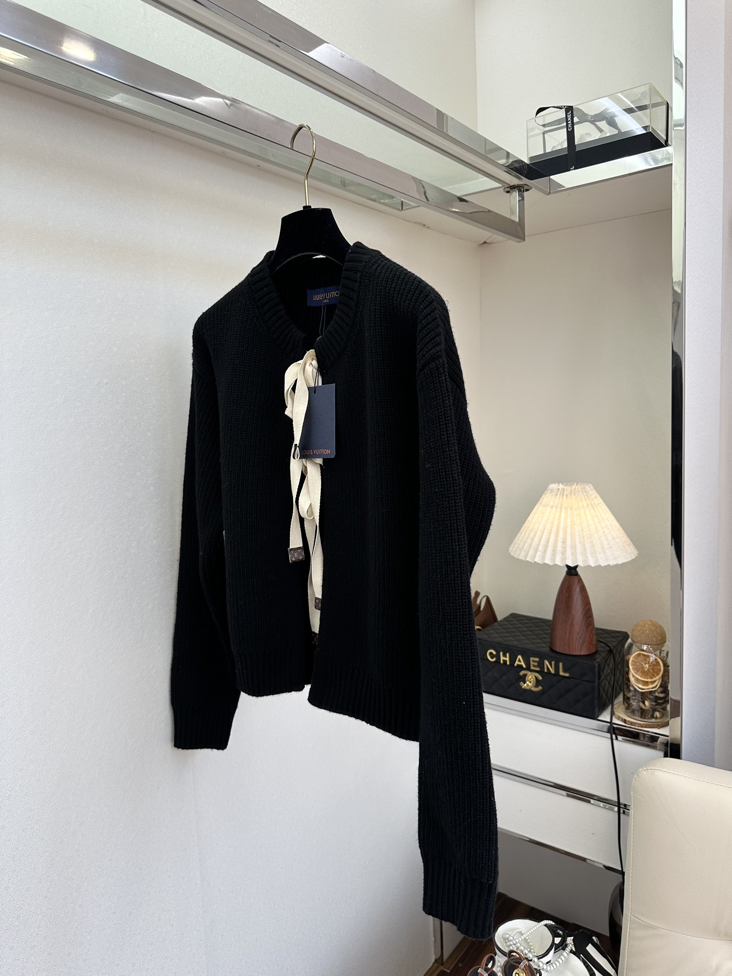 25 F lv蝴蝶结系带 针织开衫 超级百搭款 适合人群广泛 ² ●SIZE SML●