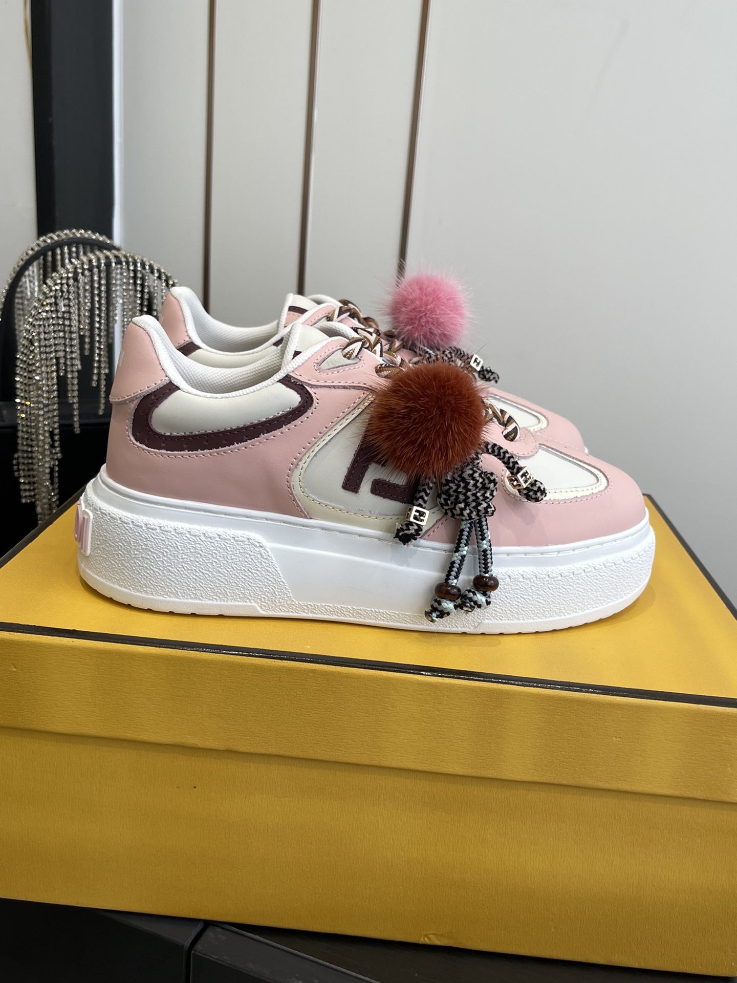 Fendi 380 25ss 厚底match系列 休闲 运动鞋