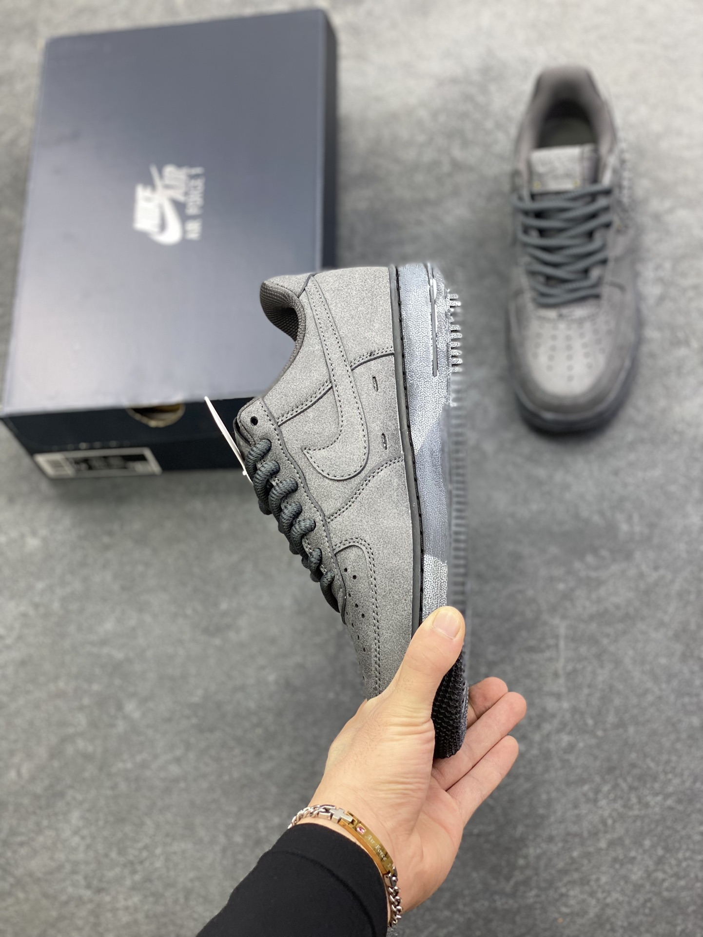 图片[3]-Air Force 1 Low 联名黑 原楦头原纸板 打造纯正空军版型 #专注外贸渠道 全掌内置蜂窝气垫 #原盒配件 原厂中底钢印、拉帮完美 货号：IH4965-254 尺码：36 36.5 37.5 38 38.5 39 40 40.5 41 42 42.5 43 44 44.5 45-选品中心