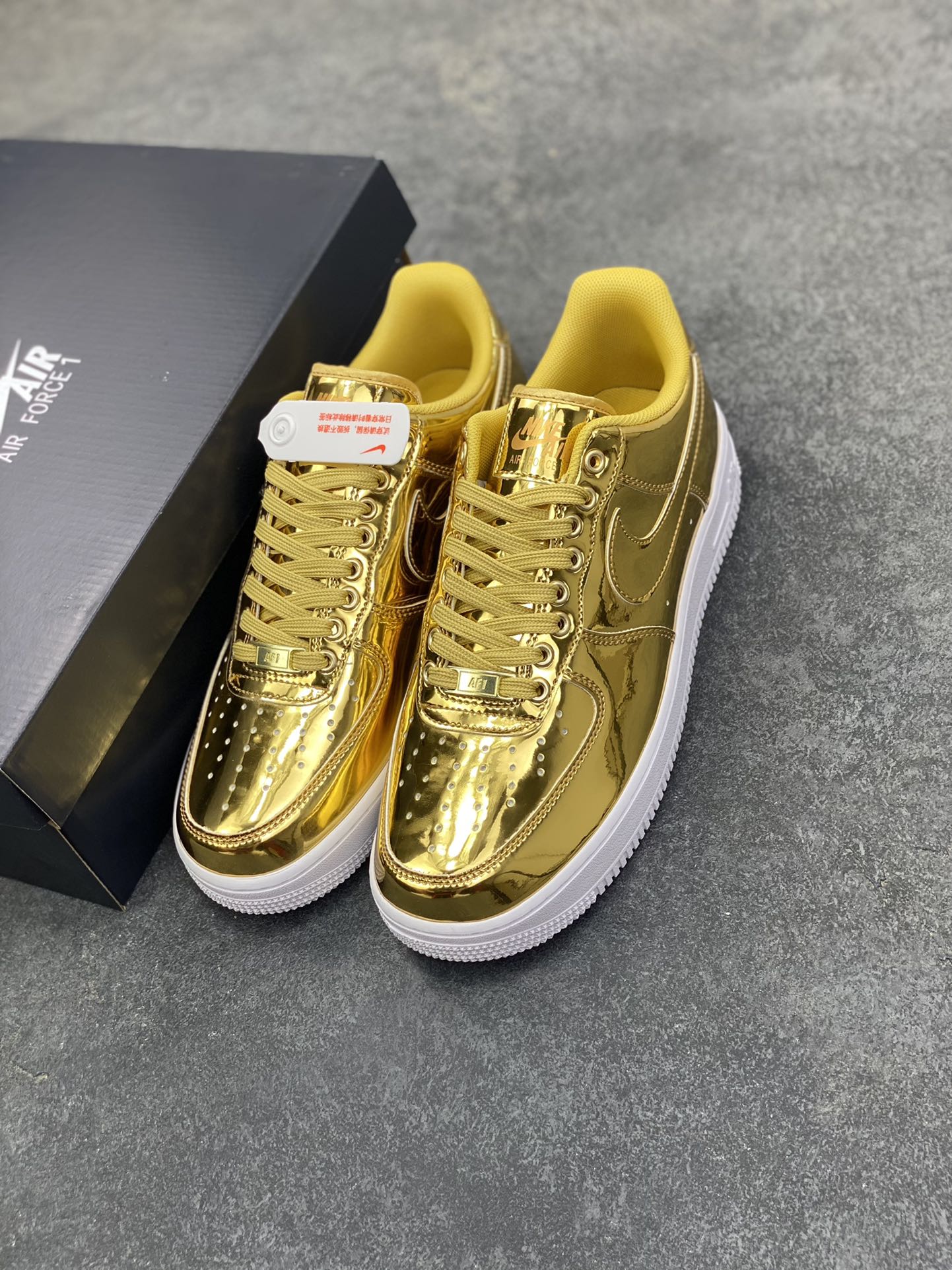 图片[8]-Air Force 1 Low 液态金 原楦头原纸板 打造纯正空军版型 #专注外贸渠道 全掌内置蜂窝气垫 #原盒配件 原厂中底钢印、拉帮完美 货号：CQ6566-700 尺码：36 36.5 37.5 38 38.5 39 40 40.5 41 42 42.5 43 44 44.5 45-选品中心