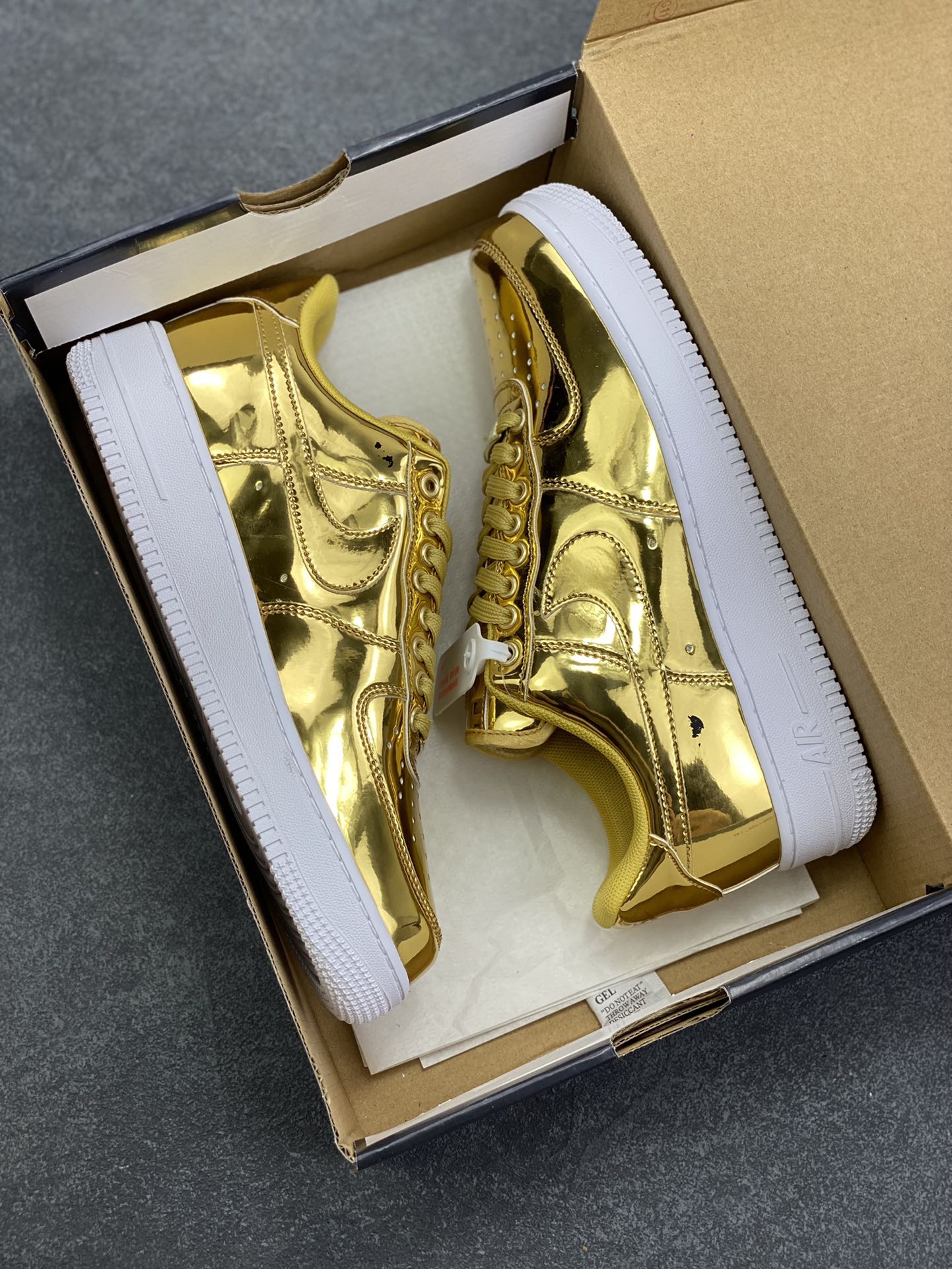 图片[9]-Air Force 1 Low 液态金 原楦头原纸板 打造纯正空军版型 #专注外贸渠道 全掌内置蜂窝气垫 #原盒配件 原厂中底钢印、拉帮完美 货号：CQ6566-700 尺码：36 36.5 37.5 38 38.5 39 40 40.5 41 42 42.5 43 44 44.5 45-选品中心