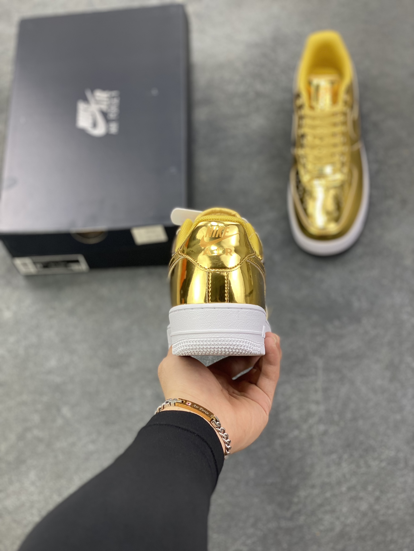 图片[4]-Air Force 1 Low 液态金 原楦头原纸板 打造纯正空军版型 #专注外贸渠道 全掌内置蜂窝气垫 #原盒配件 原厂中底钢印、拉帮完美 货号：CQ6566-700 尺码：36 36.5 37.5 38 38.5 39 40 40.5 41 42 42.5 43 44 44.5 45-选品中心