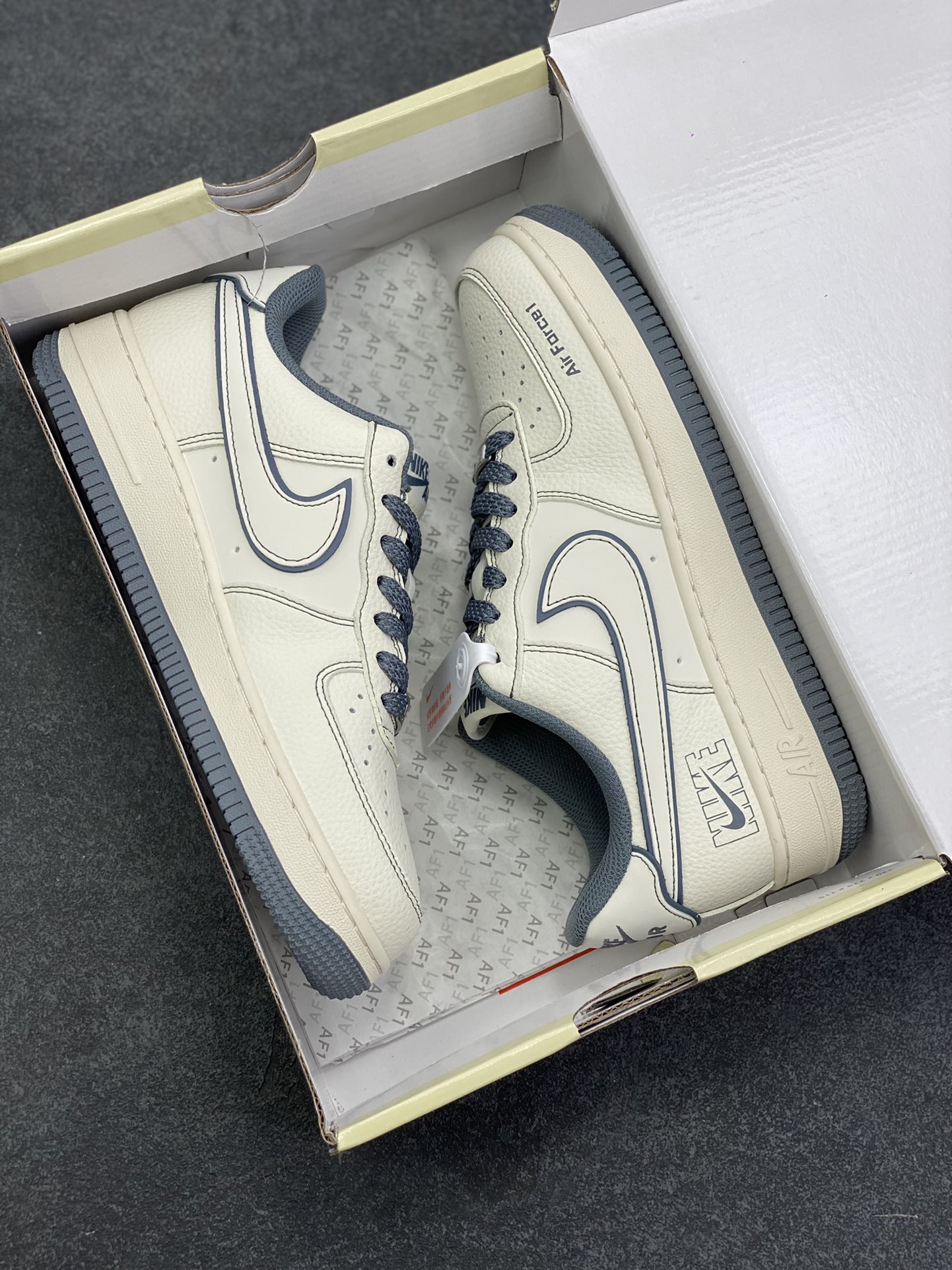 图片[9]-NIke Air Force 1 \’07 Low “NIKE——米深灰兔八哥”空军一号 低帮 运动鞋 休闲鞋 折边针车 工艺难度大 原楦头原纸板 原装鞋盒 定制五金配件 内置全掌气垫 原厂鞋底 货号：JP8028-014 尺码：36 36.5 37.5 38 38.5 39 40 40.5 41 42 42.5 43 44 44.5 45-选品中心