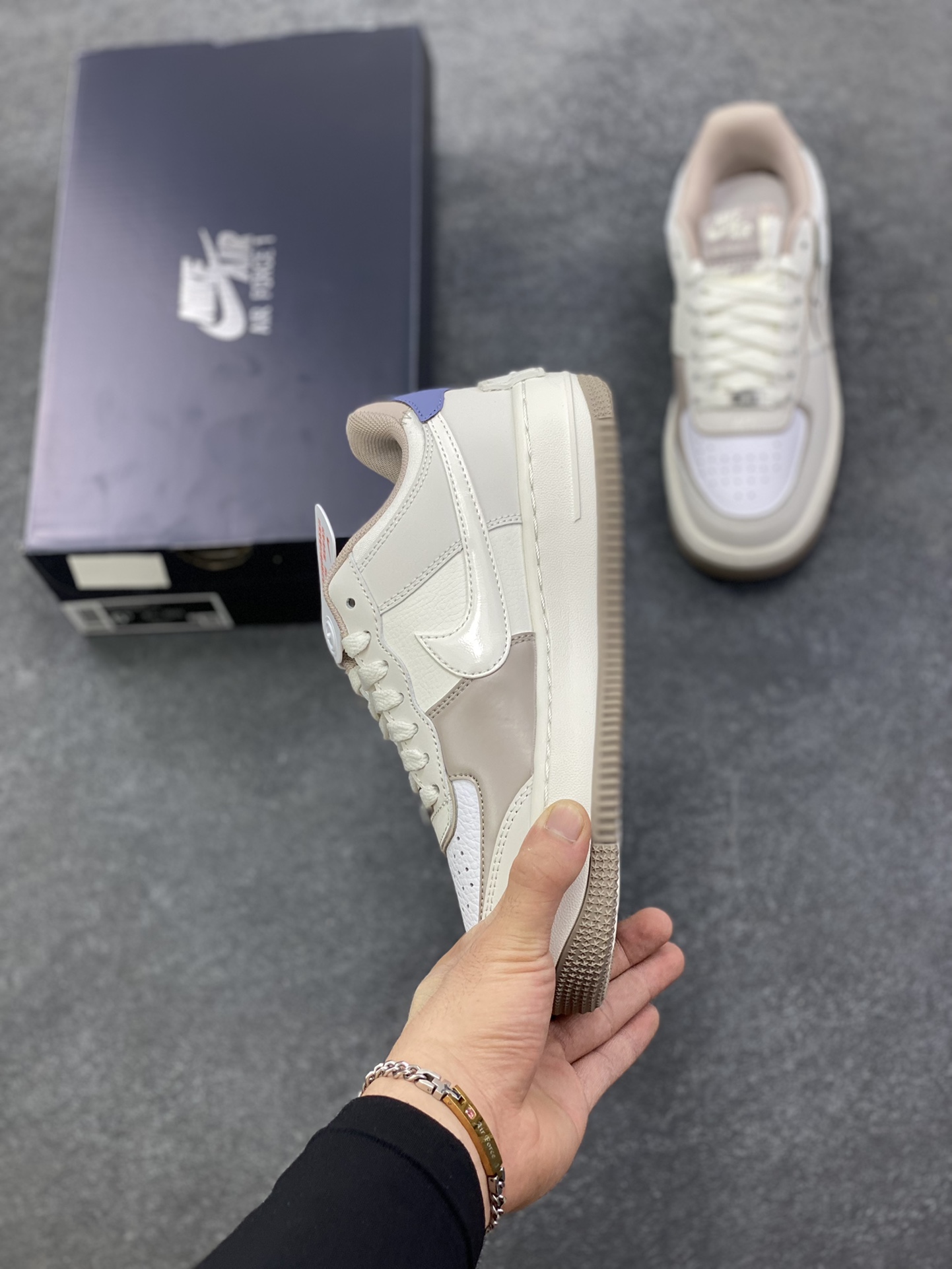 图片[3]-NK Air Force 1 Shadow 轻量增高低帮百搭板鞋\”拼接马卡龙\” 全新少女系解构主义设计双层轻量EVA发泡中底+防滑RB橡胶外圈底鞋底 原楦头原纸板 打造纯正空军版型 专注外贸渠道 全掌内置蜂窝气垫 原盒配件 原厂中底钢印、拉帮完美 货号： CO7594-101 尺码：35.5 36 36.5 37.5 38 38.5 39 40-选品中心