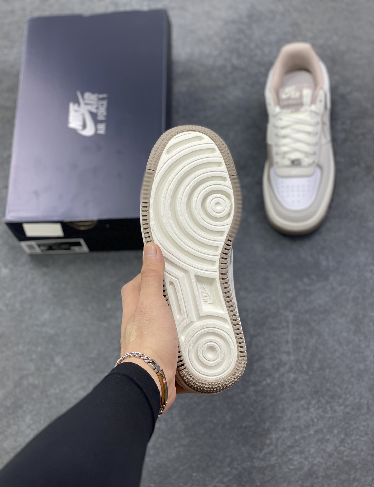 图片[5]-NK Air Force 1 Shadow 轻量增高低帮百搭板鞋\”拼接马卡龙\” 全新少女系解构主义设计双层轻量EVA发泡中底+防滑RB橡胶外圈底鞋底 原楦头原纸板 打造纯正空军版型 专注外贸渠道 全掌内置蜂窝气垫 原盒配件 原厂中底钢印、拉帮完美 货号： CO7594-101 尺码：35.5 36 36.5 37.5 38 38.5 39 40-选品中心