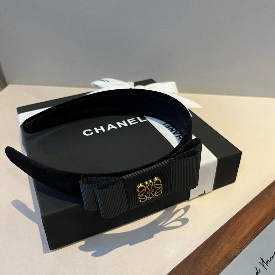 P65¥
LOEWE罗意威发箍