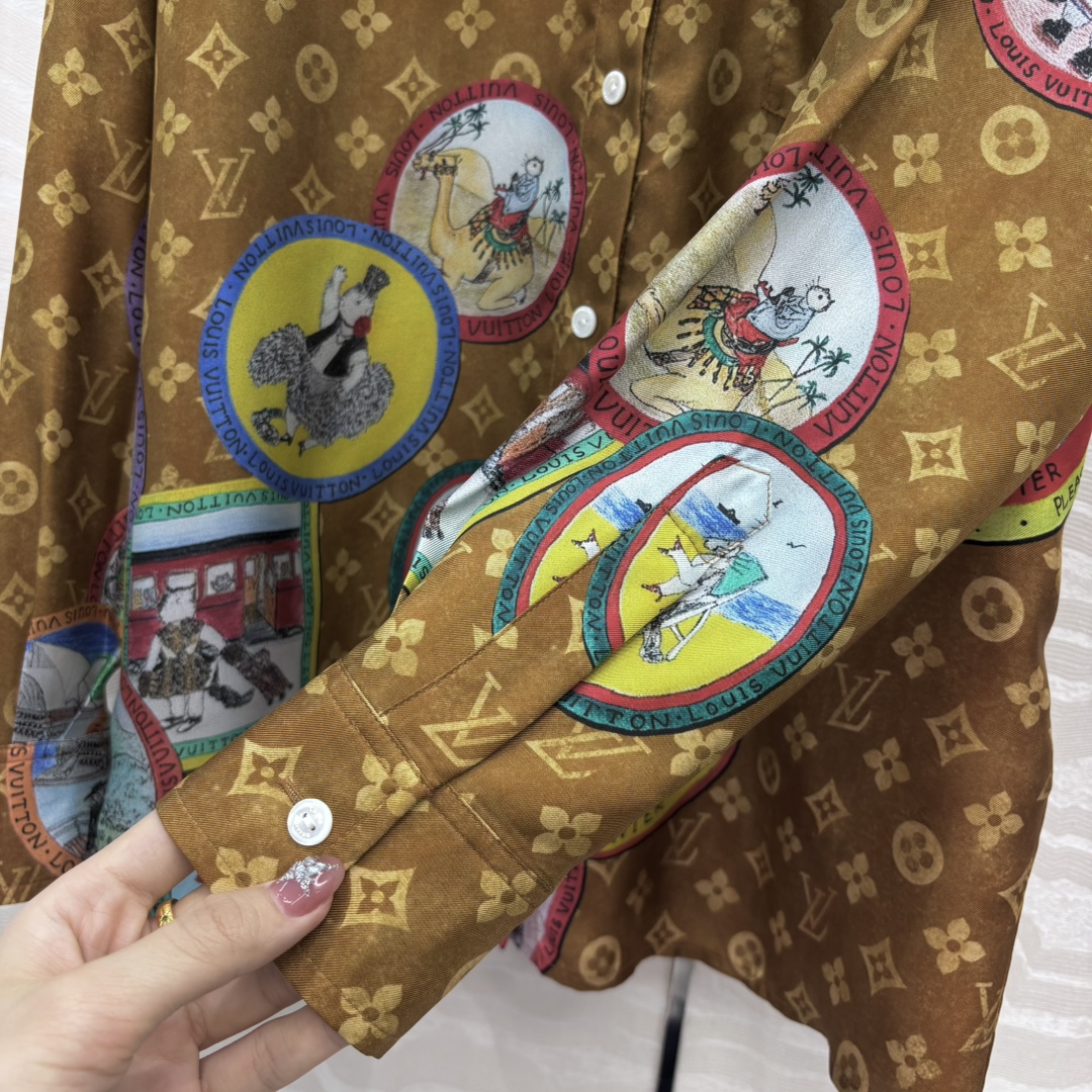 Louis Vuitton Catogram Print Silk Shirt - Designer Fashion Essential 8 i1760298543 2778 6